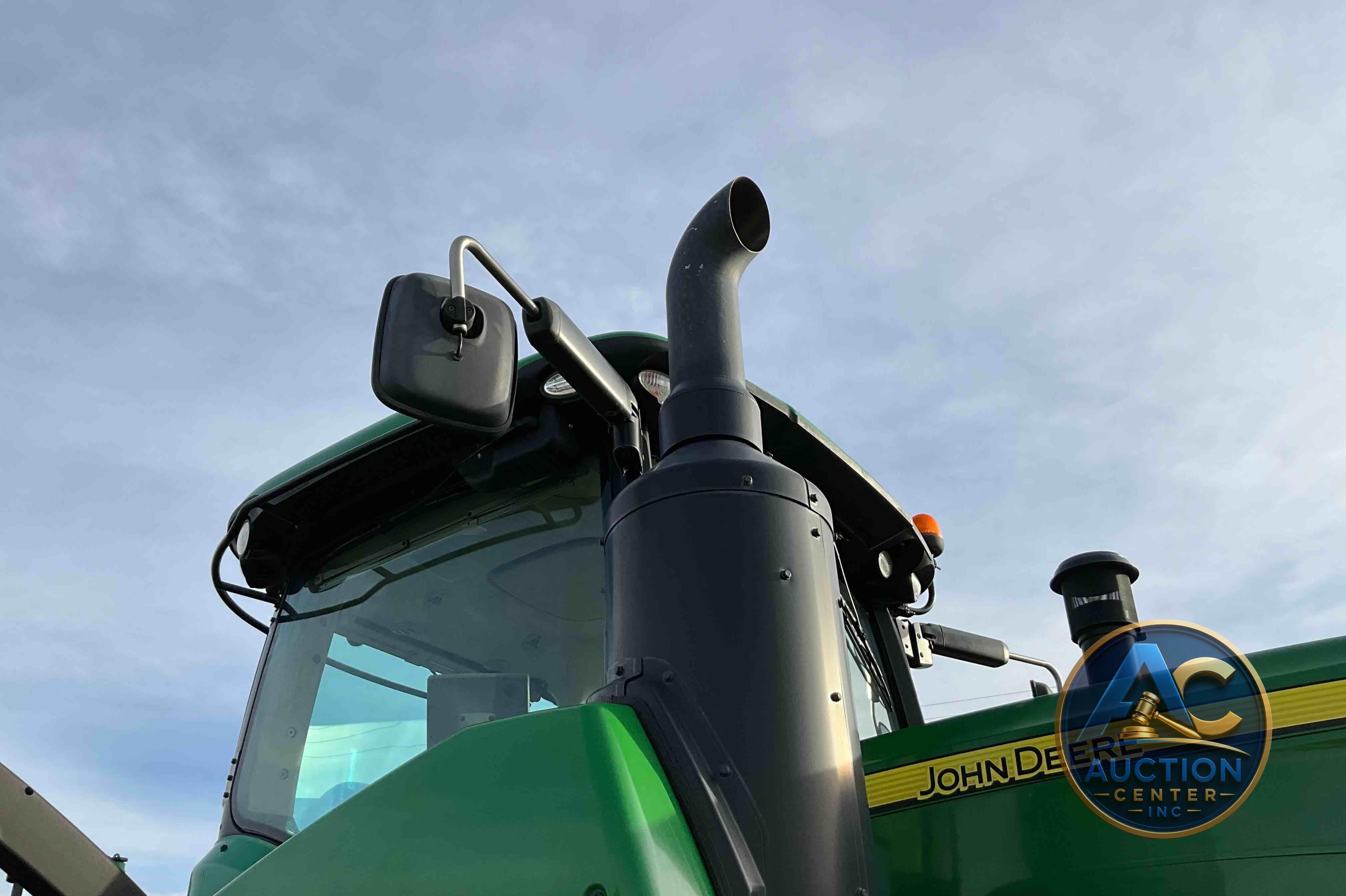 2017 John Deere 9520R