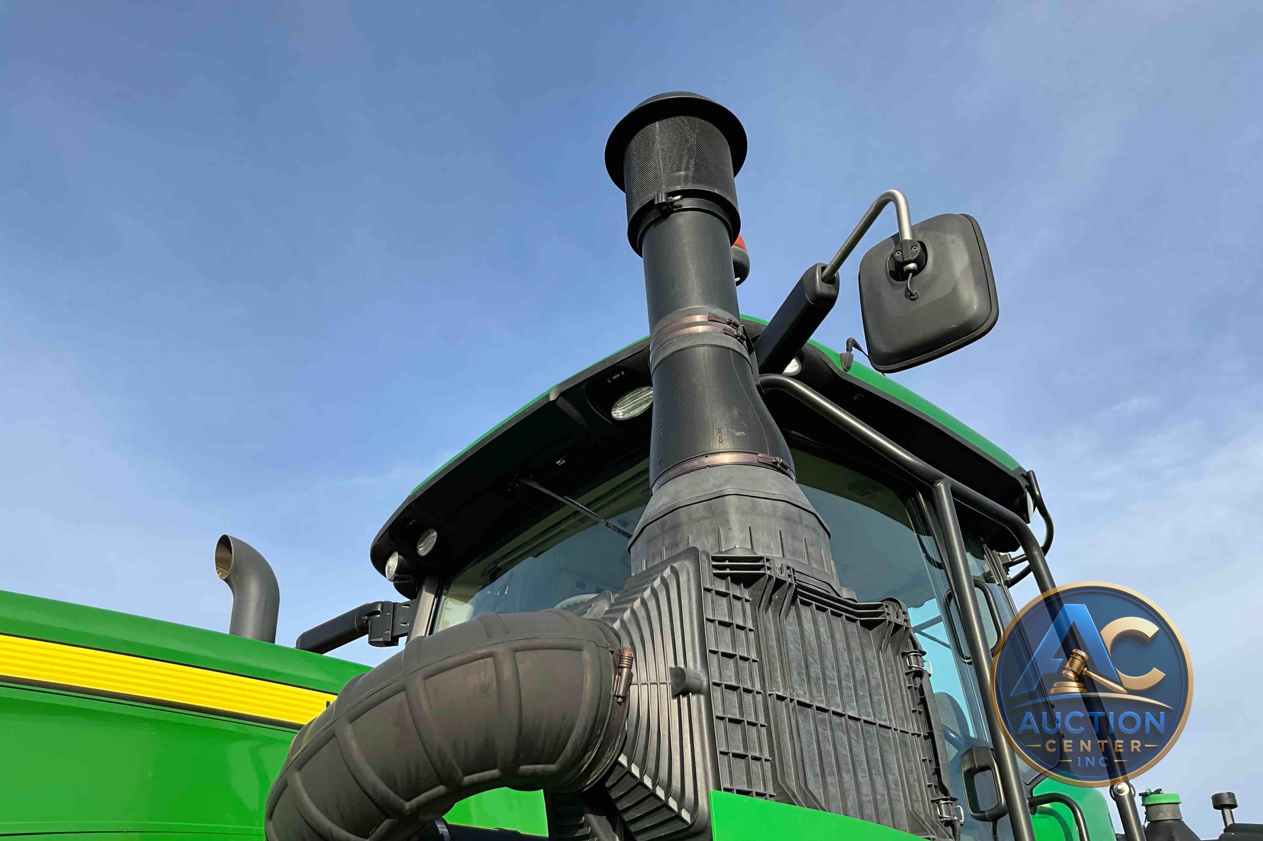 2017 John Deere 9520R