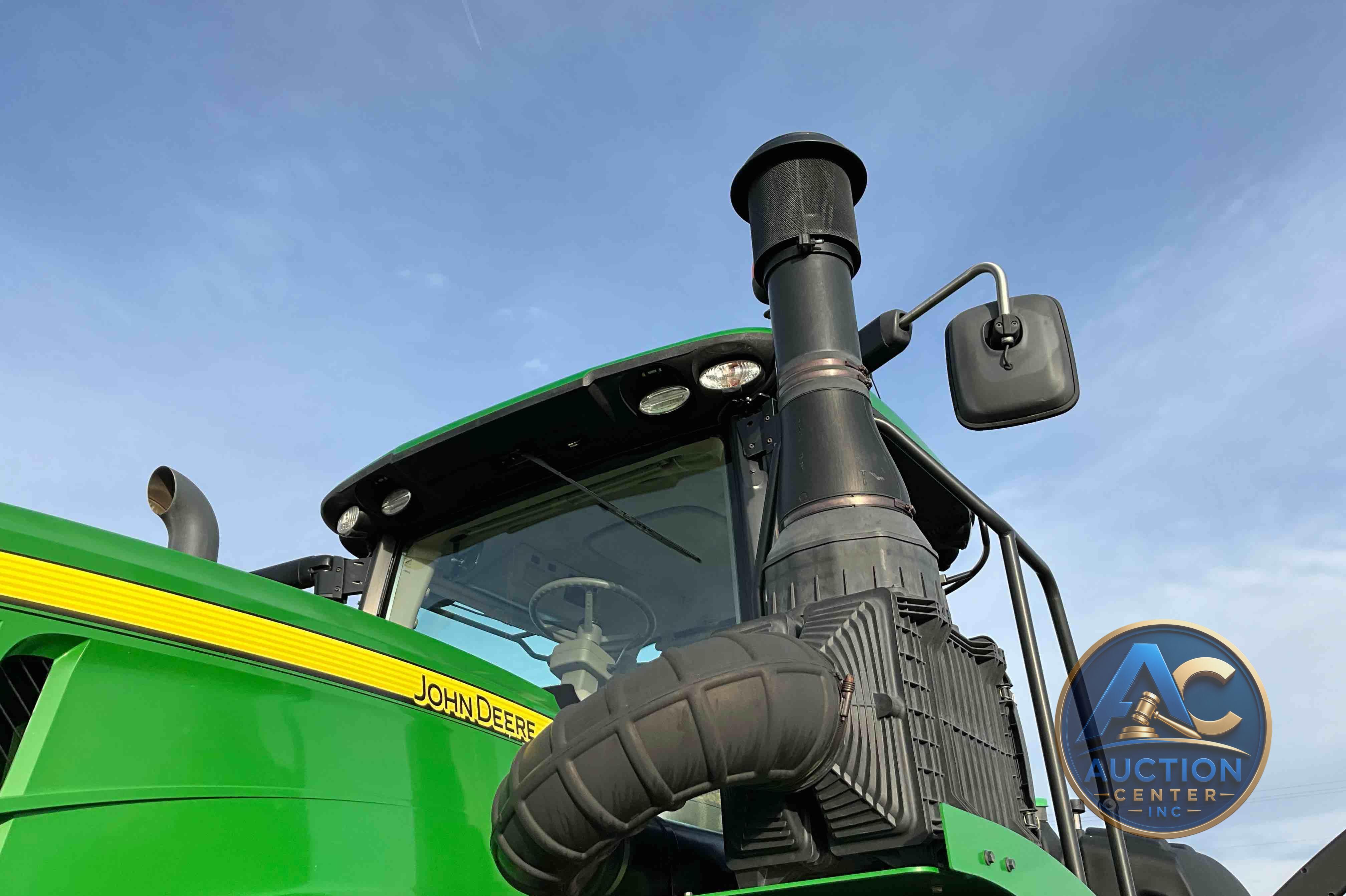 2017 John Deere 9520R