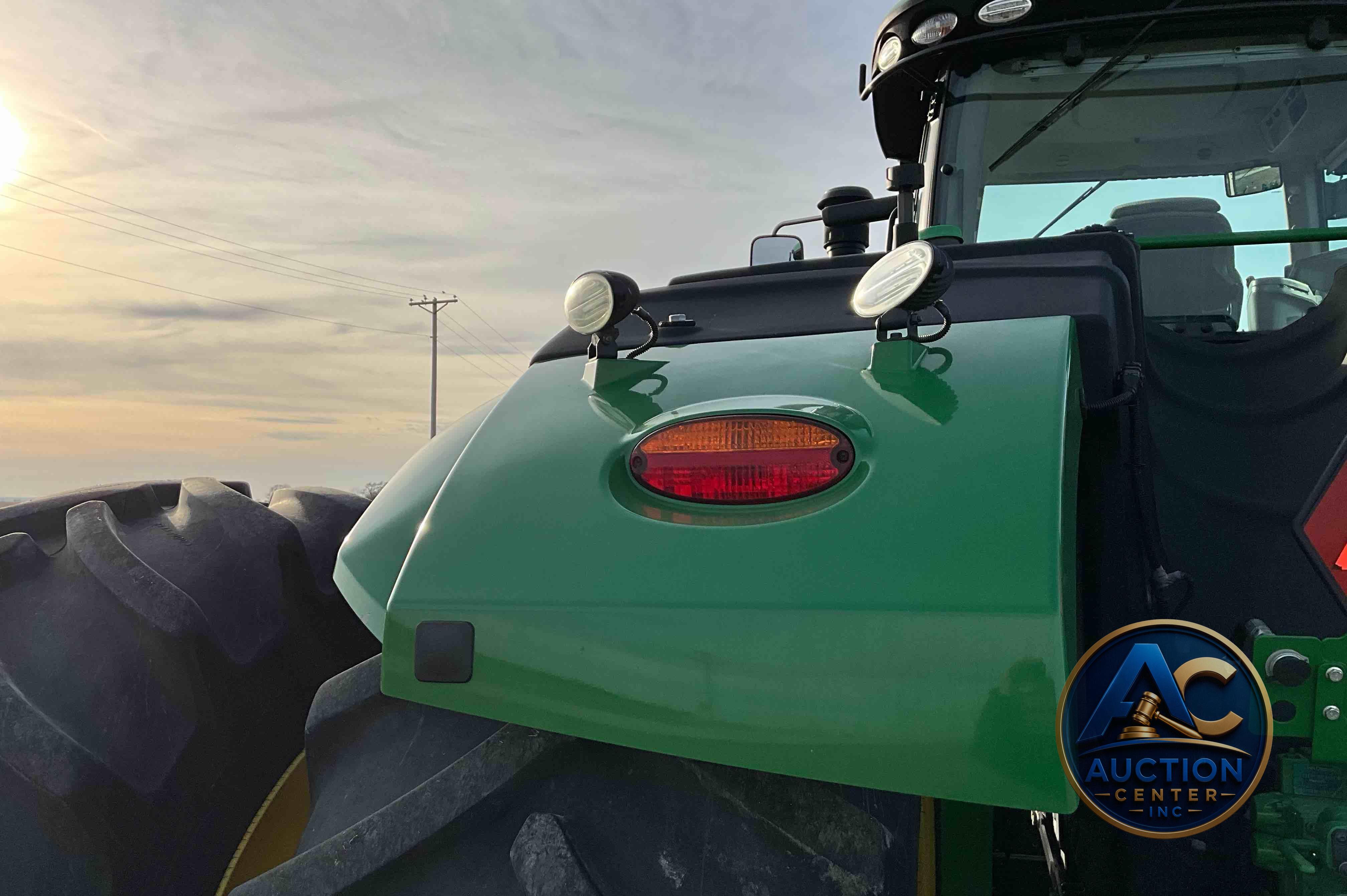 2017 John Deere 9520R
