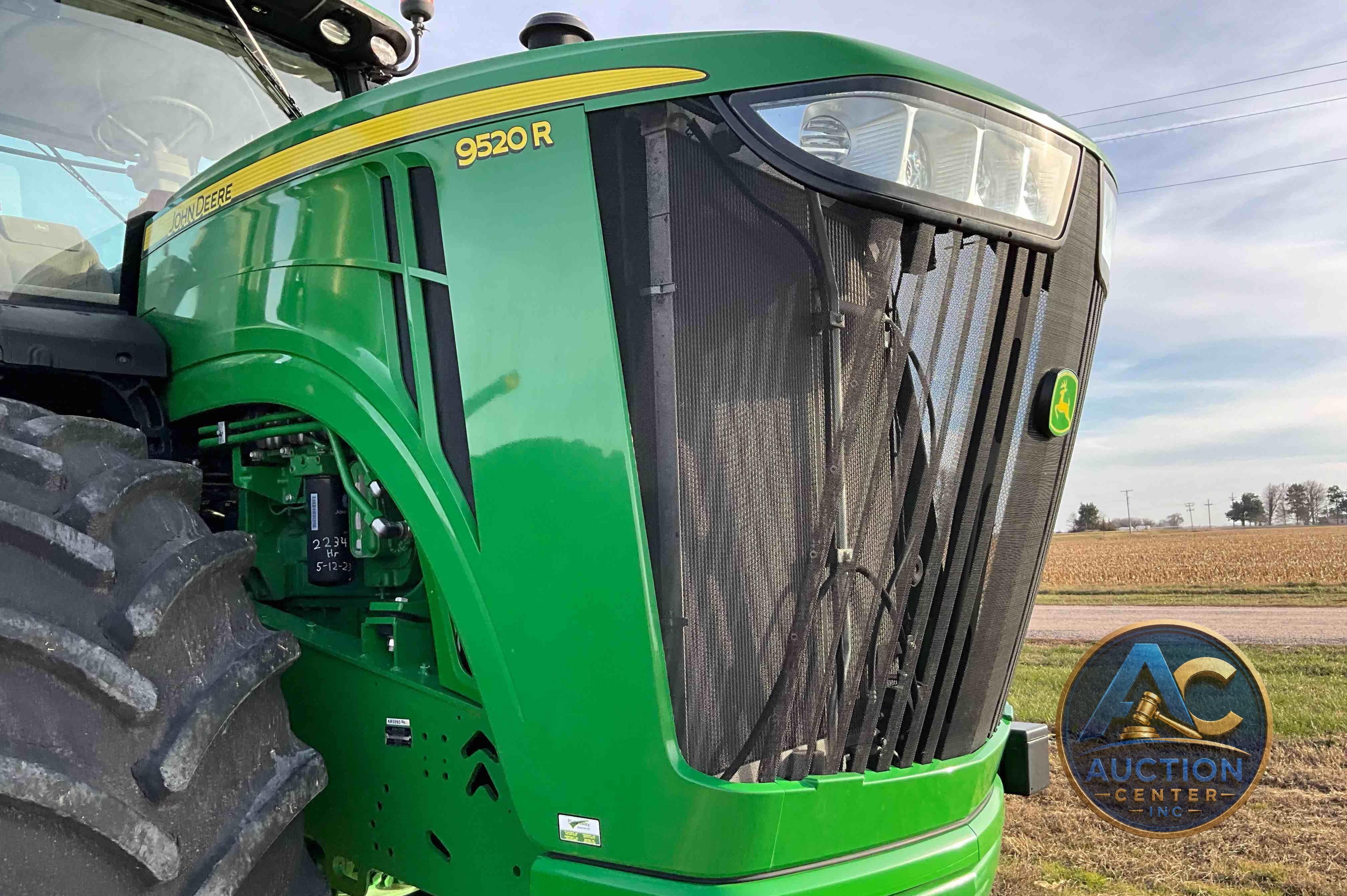 2017 John Deere 9520R