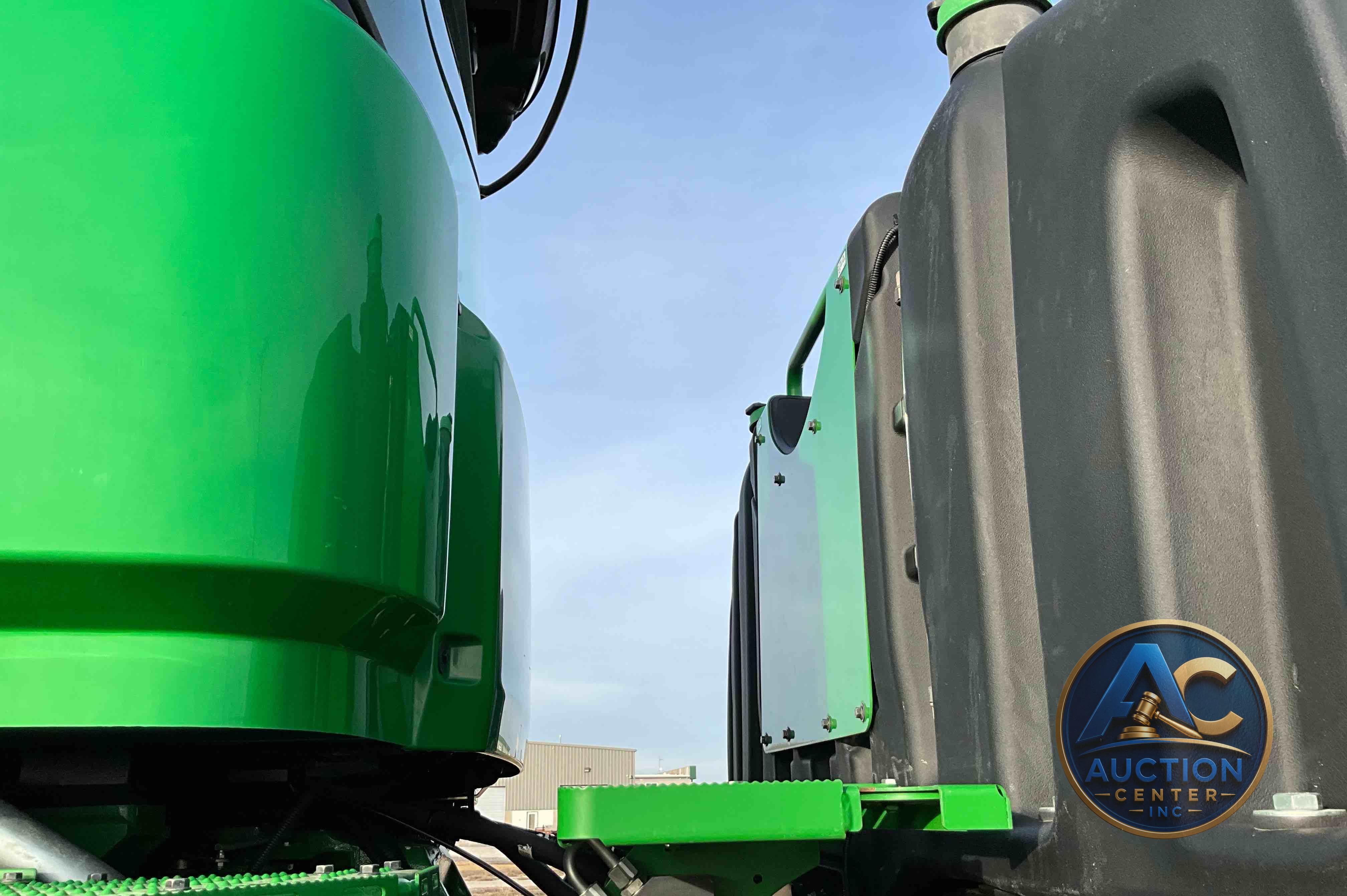 2017 John Deere 9520R
