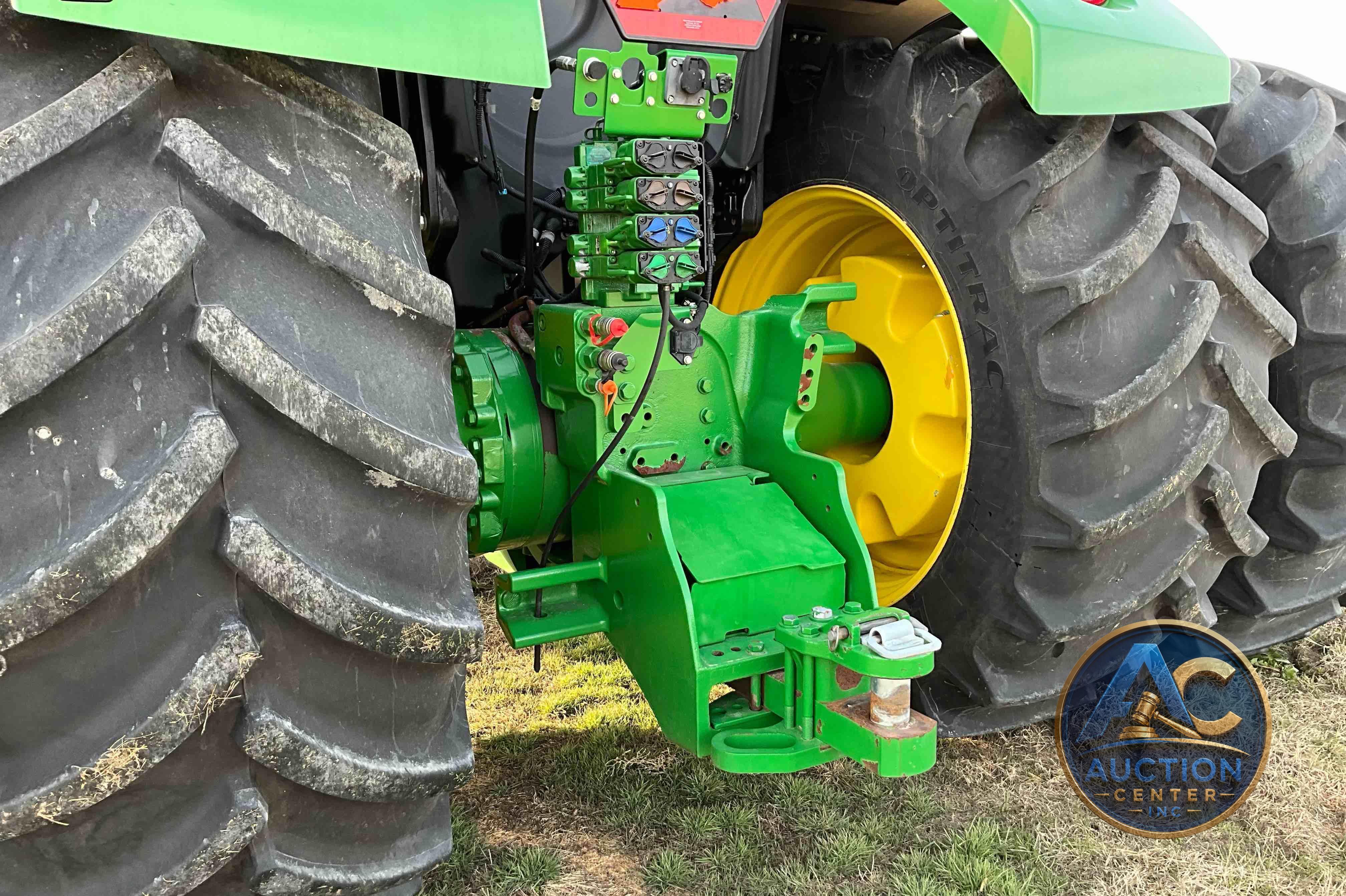 2017 John Deere 9520R
