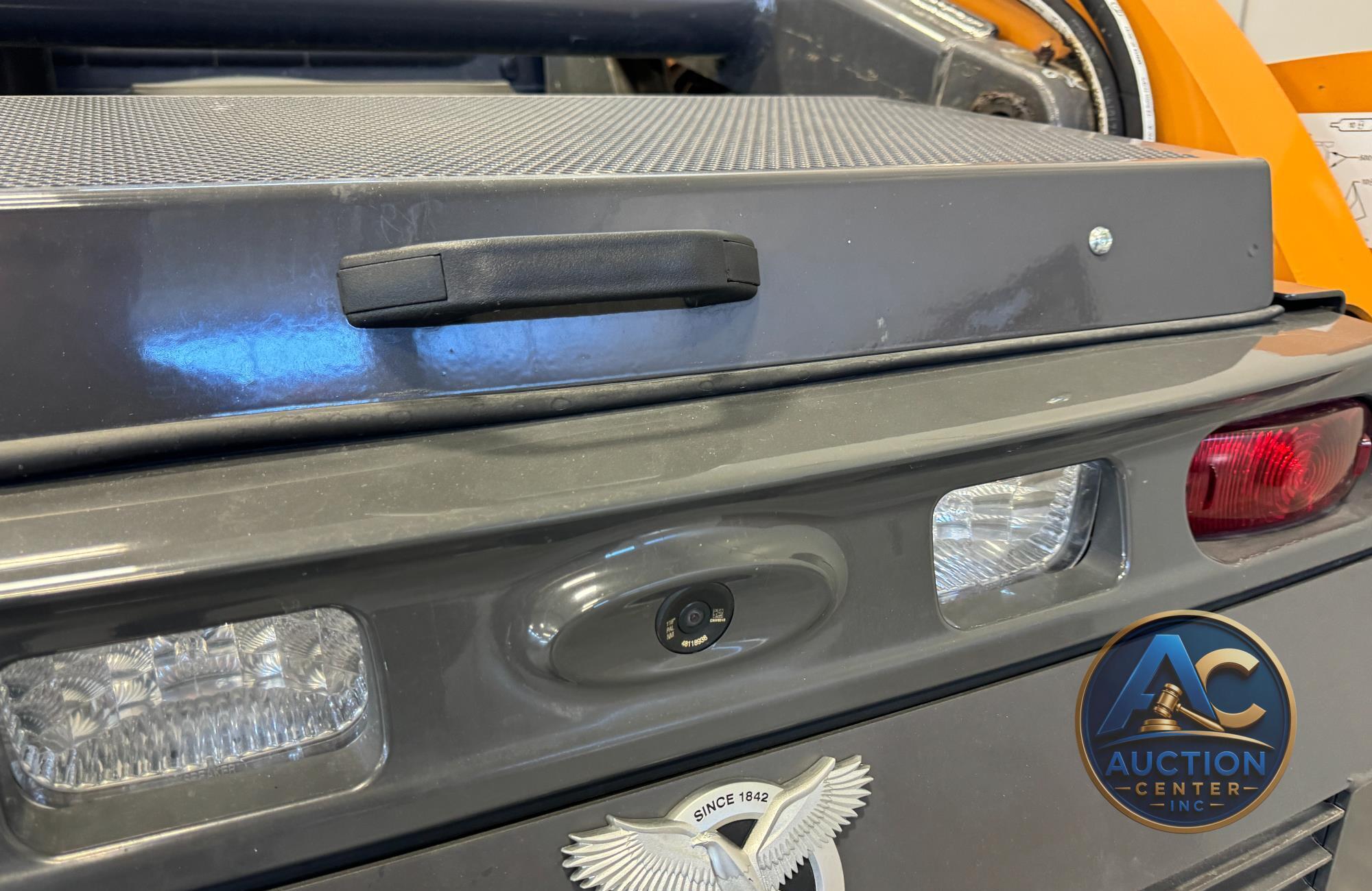 2023 Case SV280B