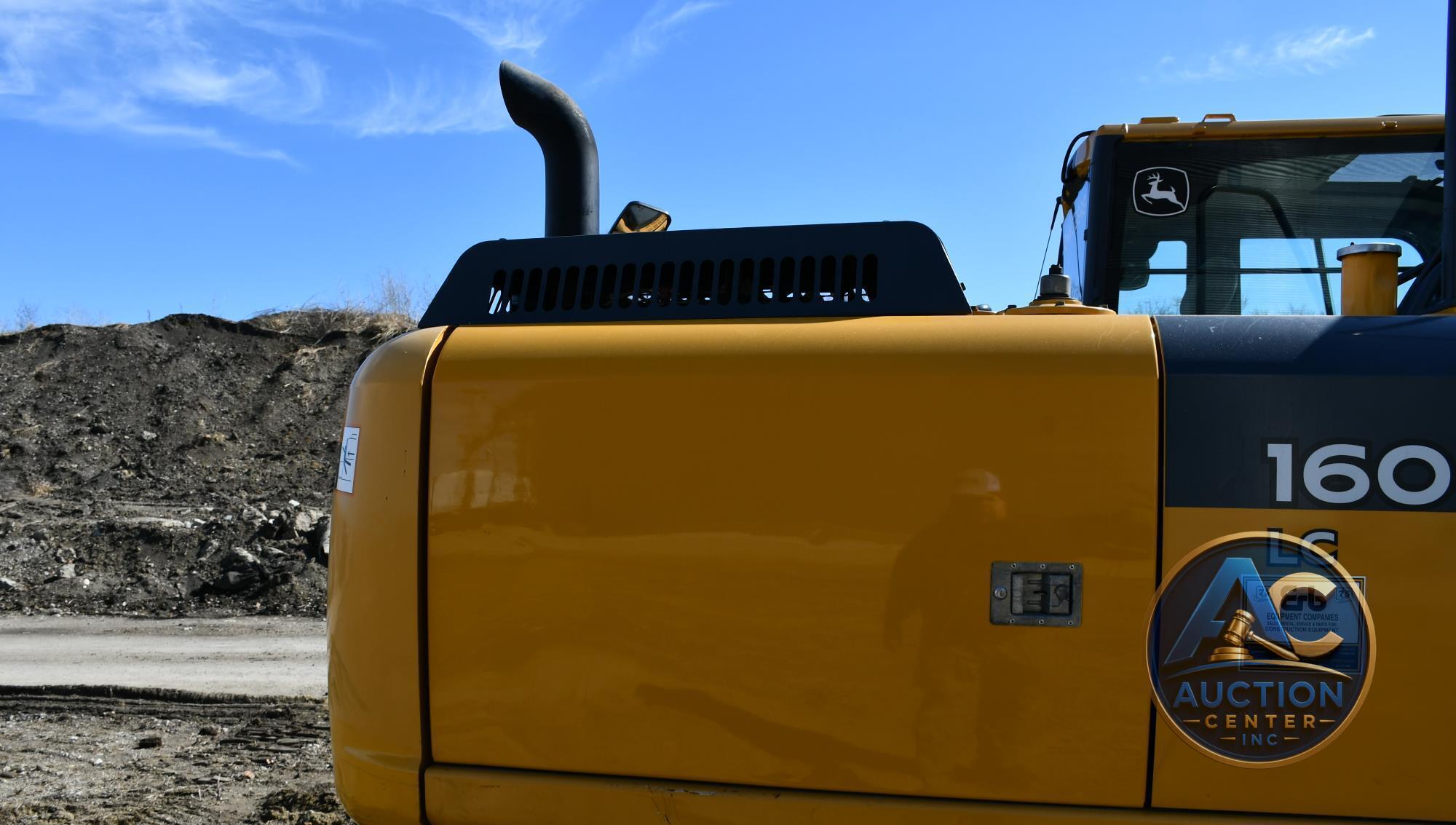 2015 John Deere 160G