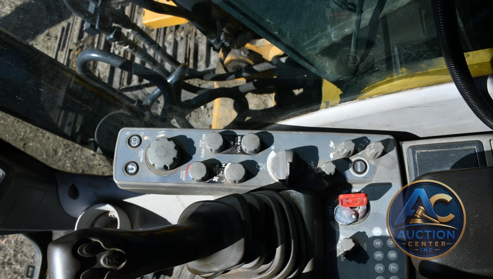 2015 John Deere 160G