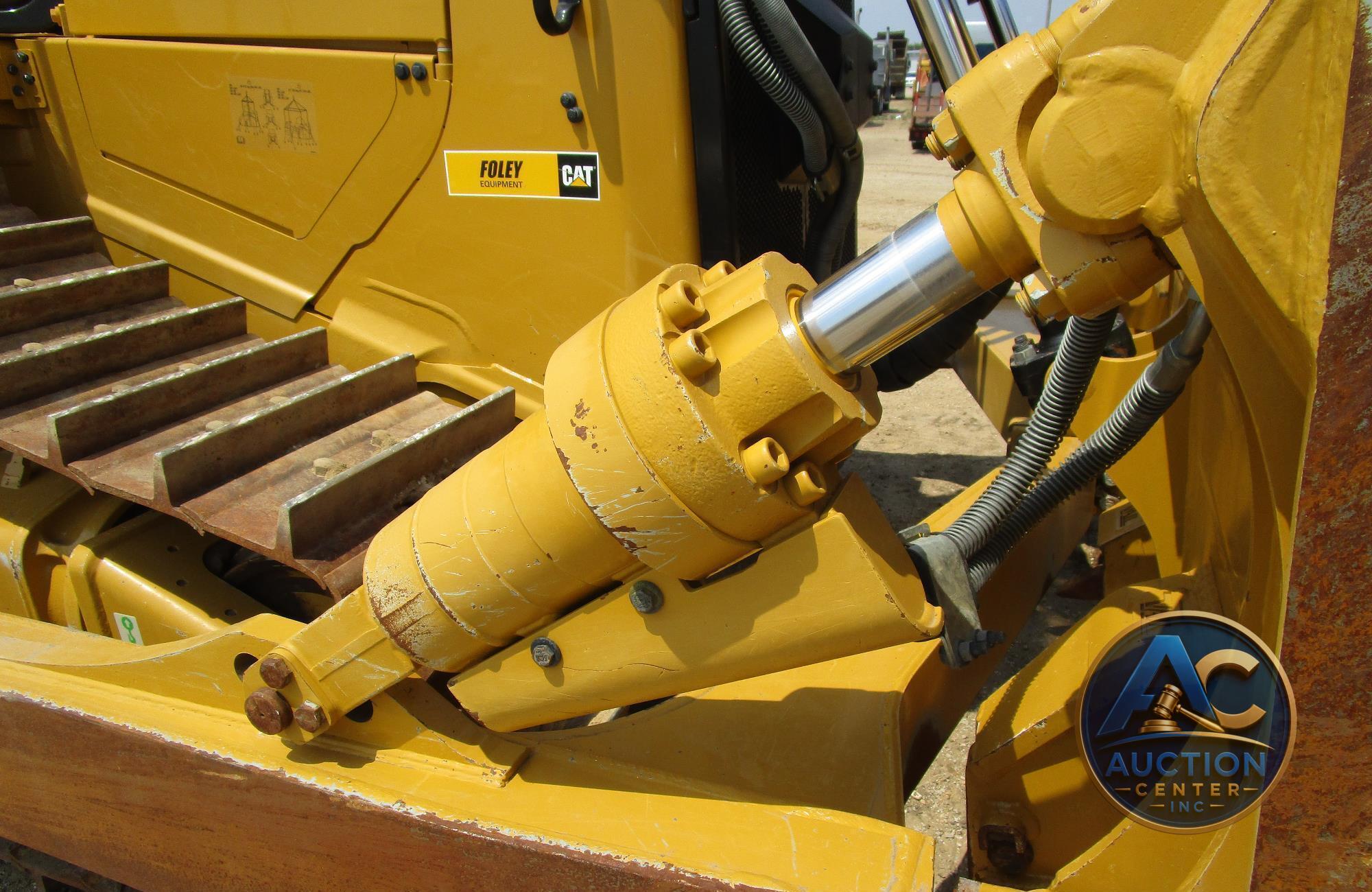 2023 Caterpillar D6