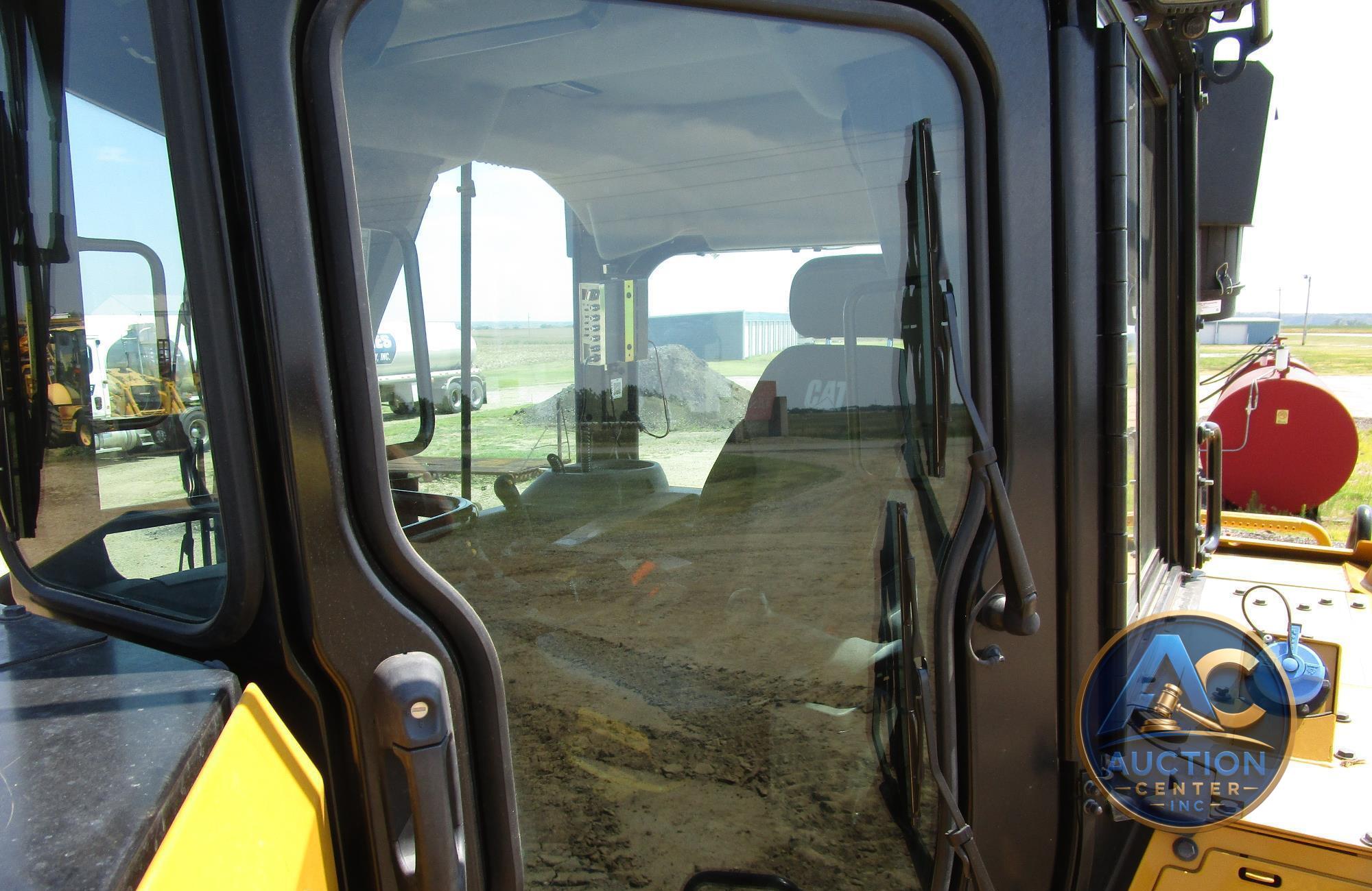 2023 Caterpillar D6