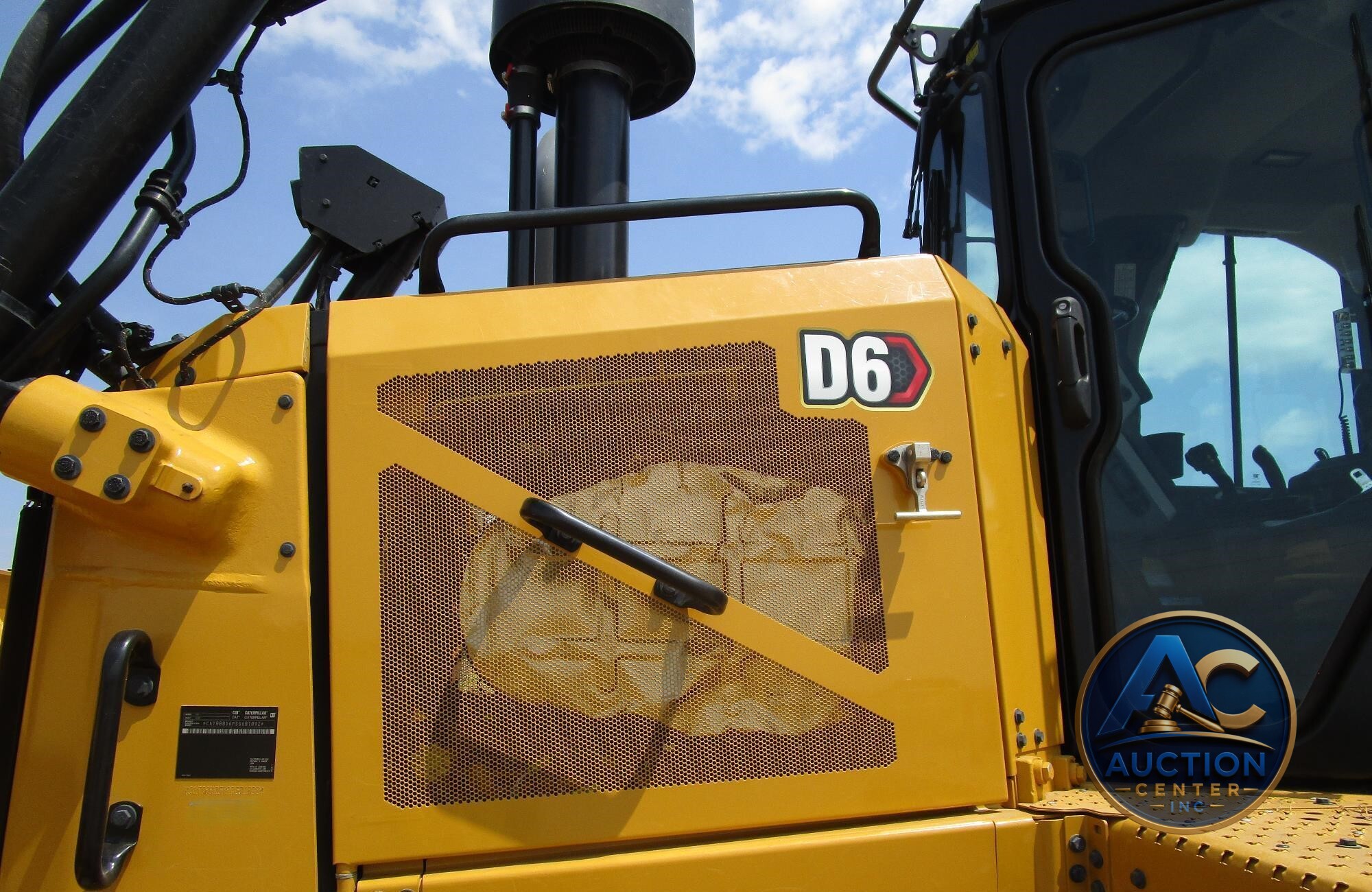 2023 Caterpillar D6