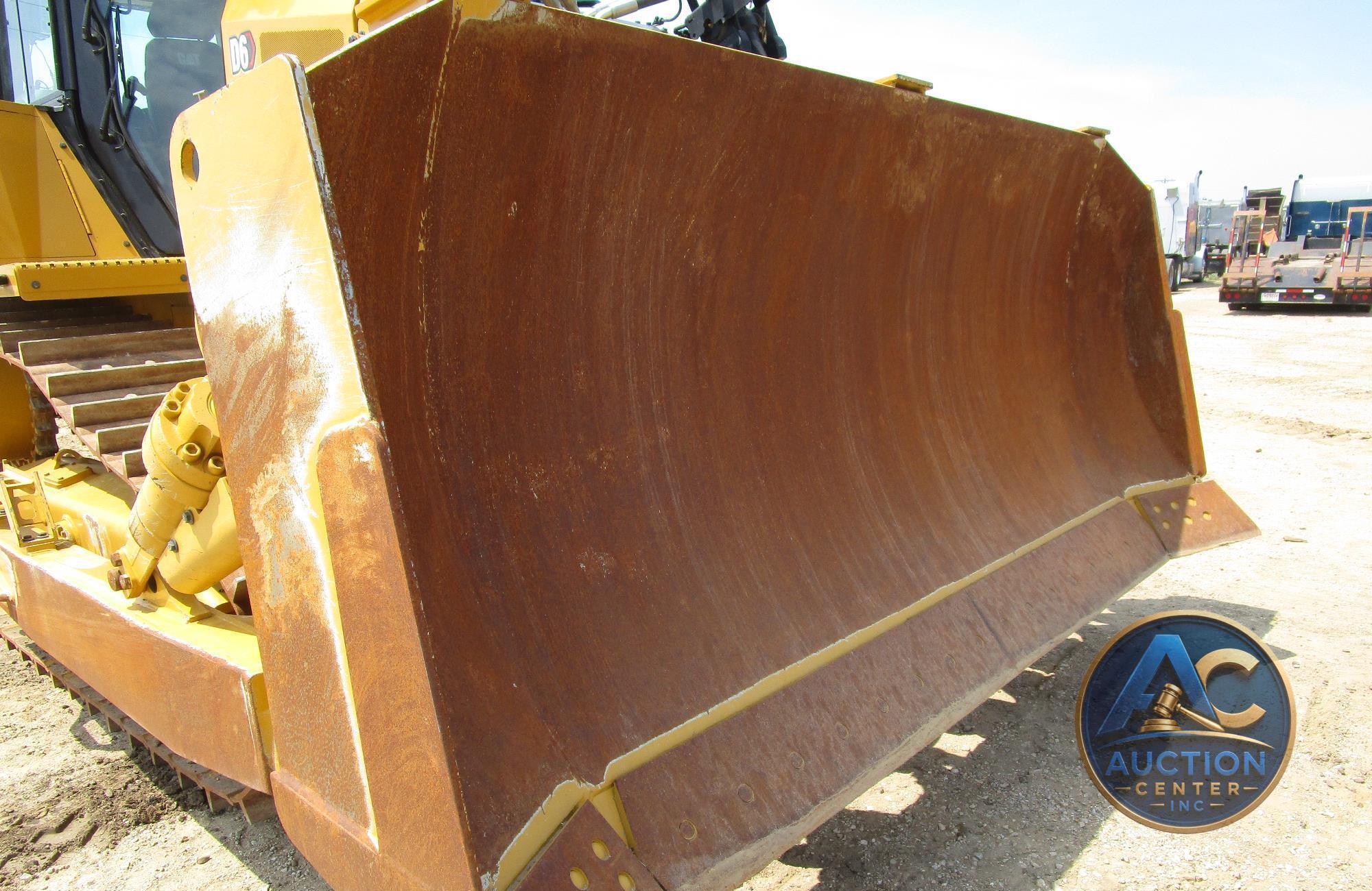 2023 Caterpillar D6