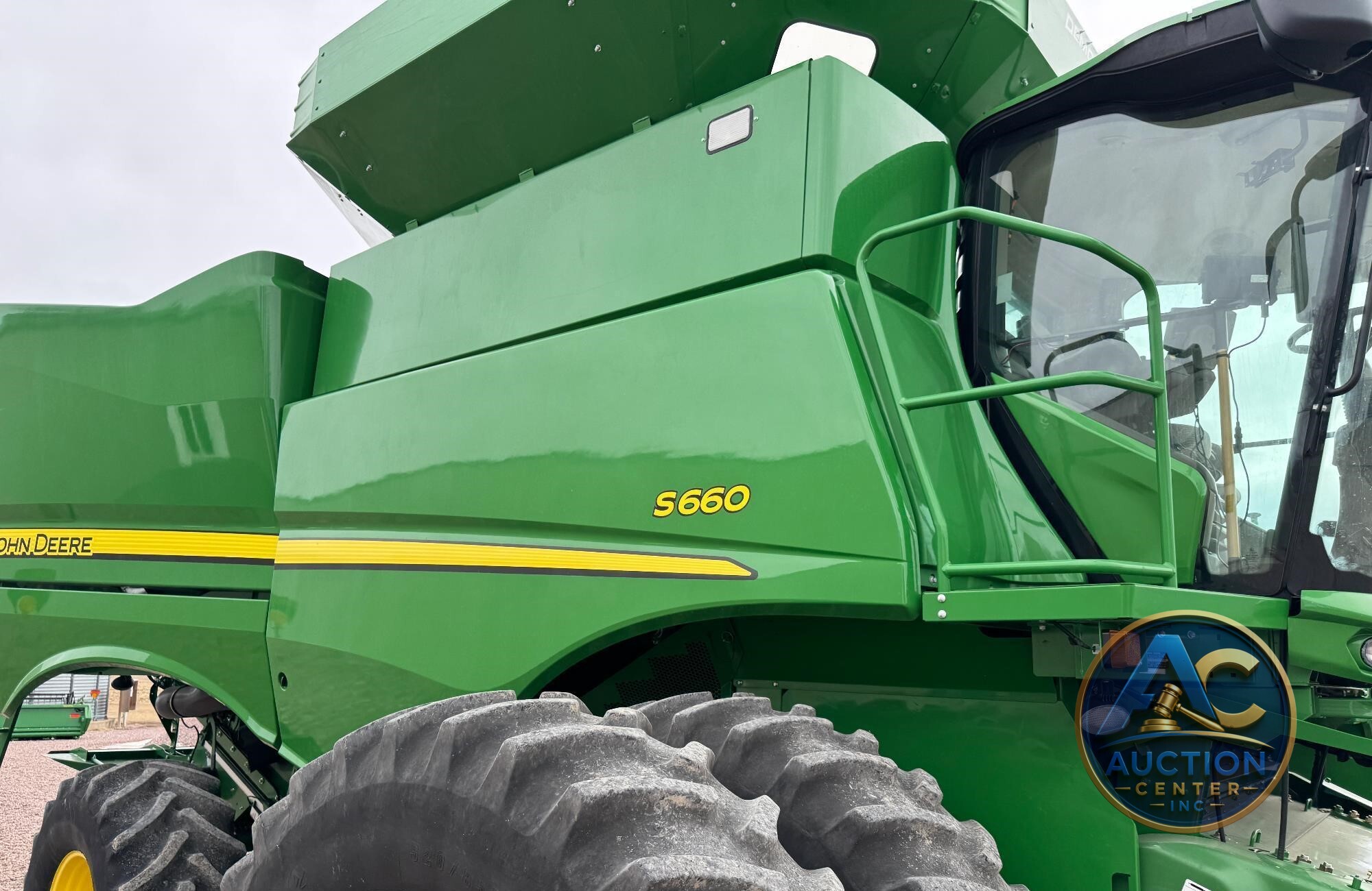 2015 John Deere S660