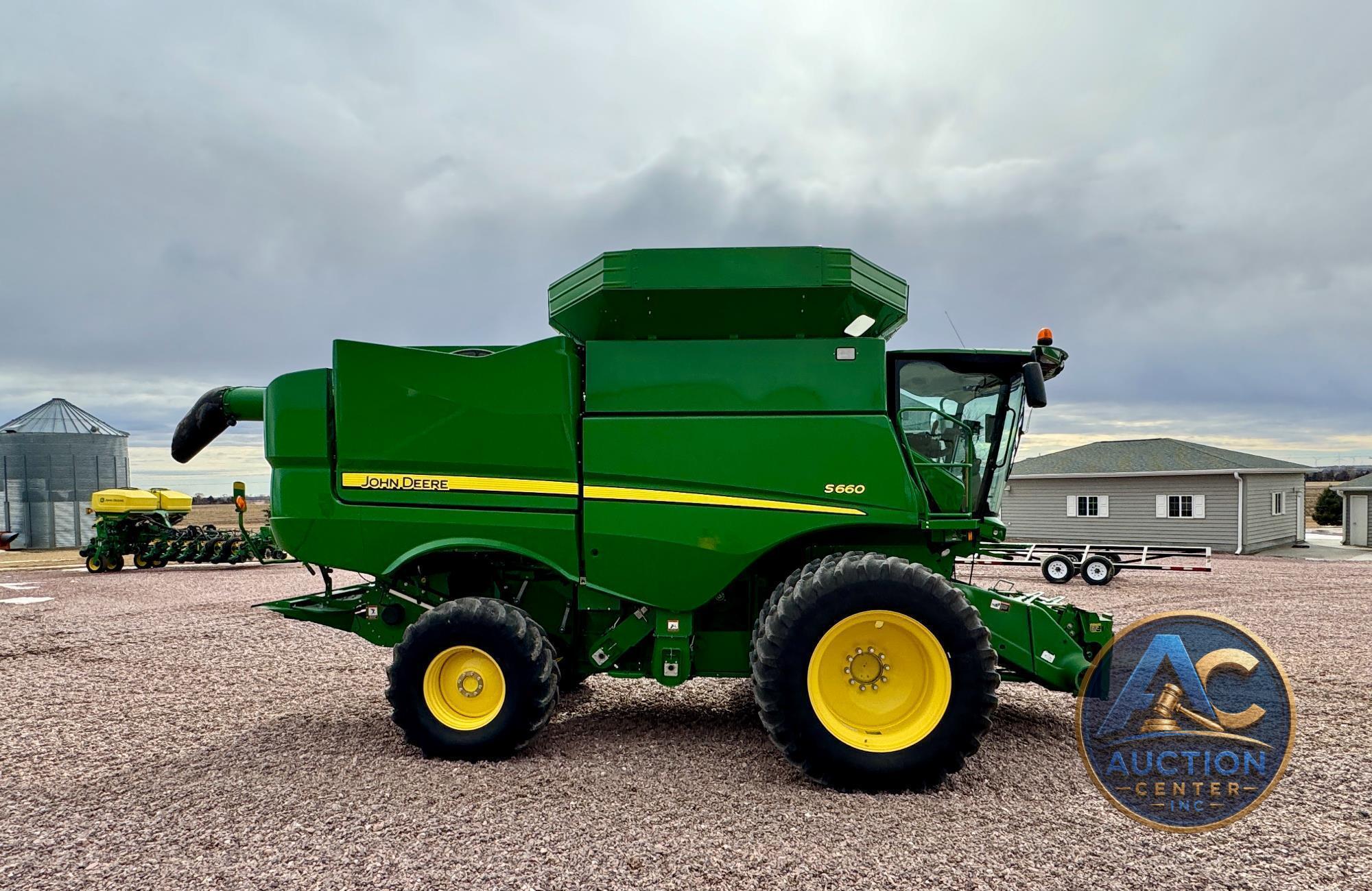 2015 John Deere S660