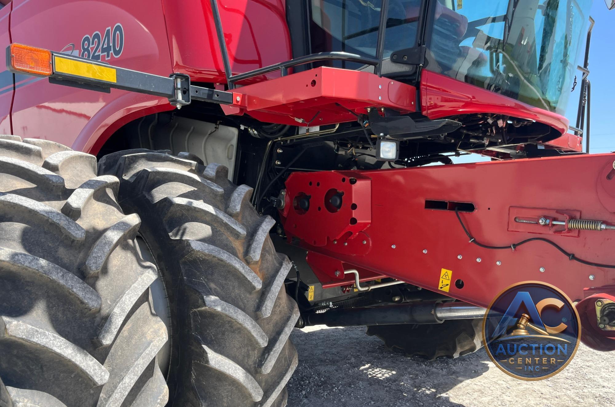 2016 Case IH 8240