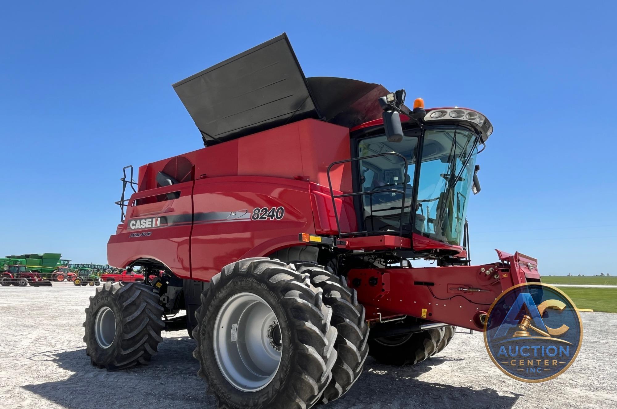 2016 Case IH 8240