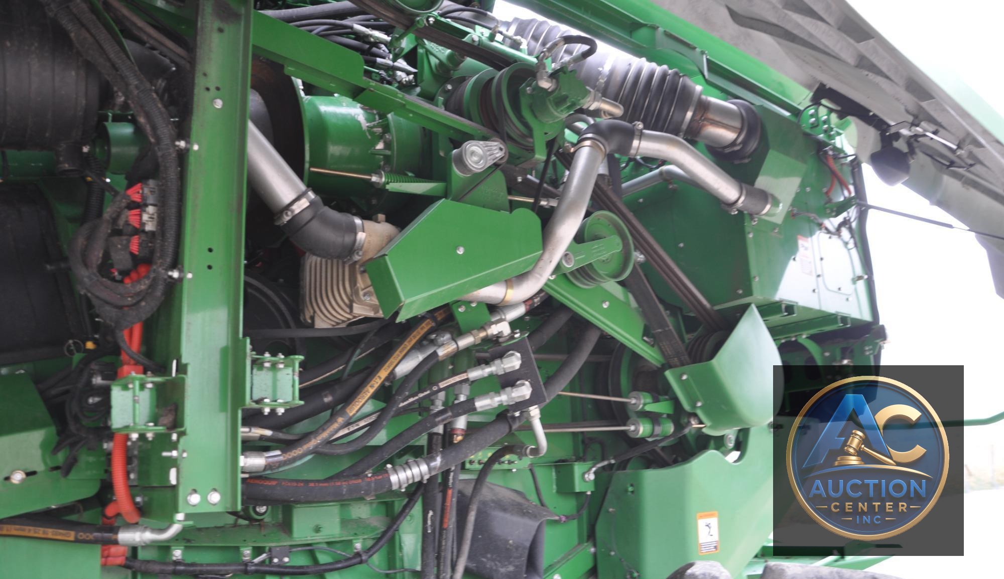 2014 John Deere S690