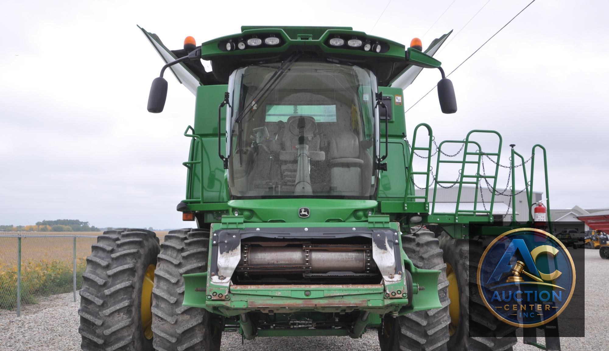 2014 John Deere S690