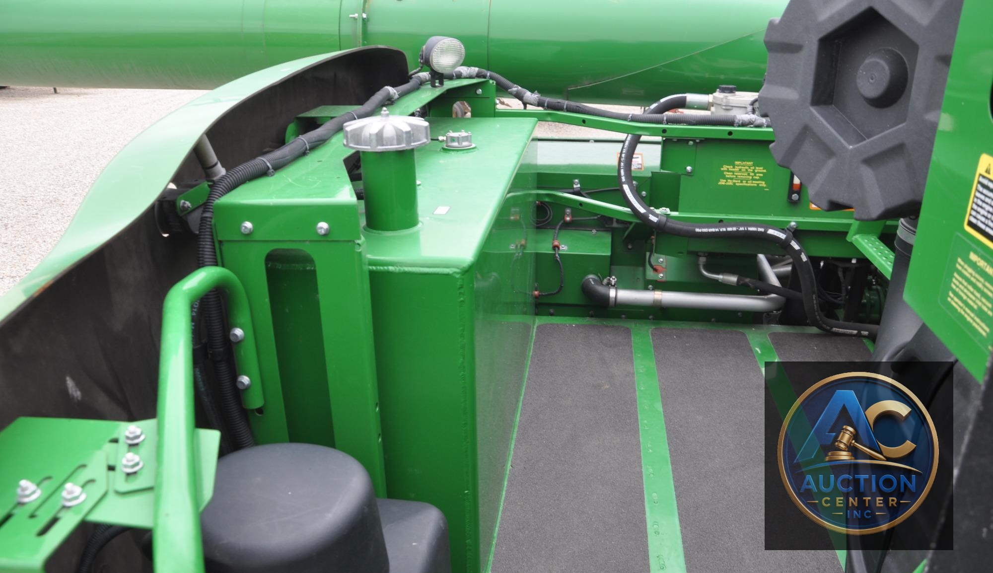 2014 John Deere S690