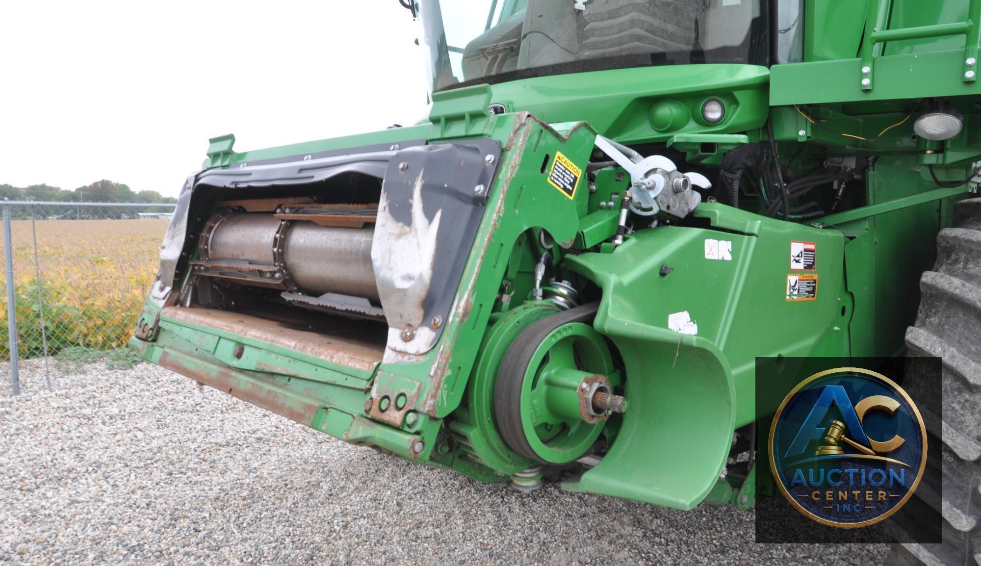 2014 John Deere S690