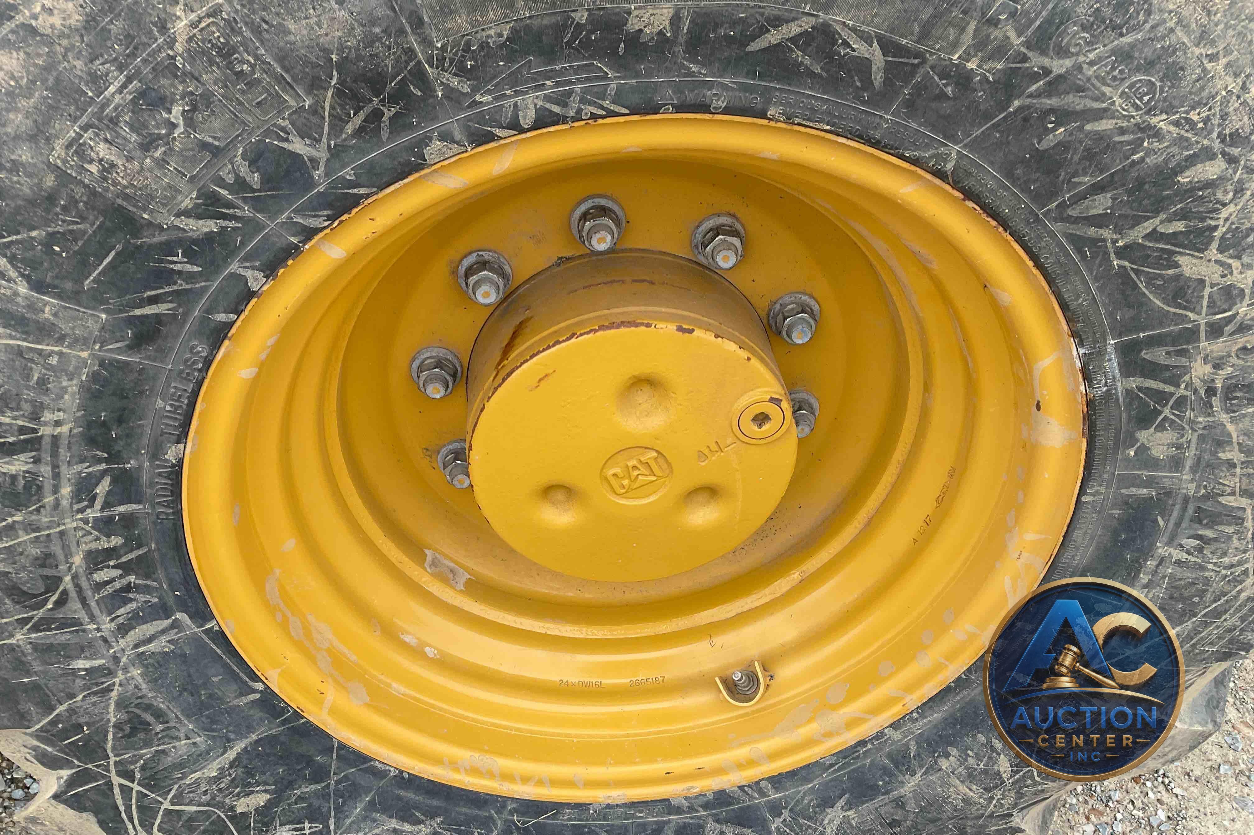 2018 Caterpillar 420F2