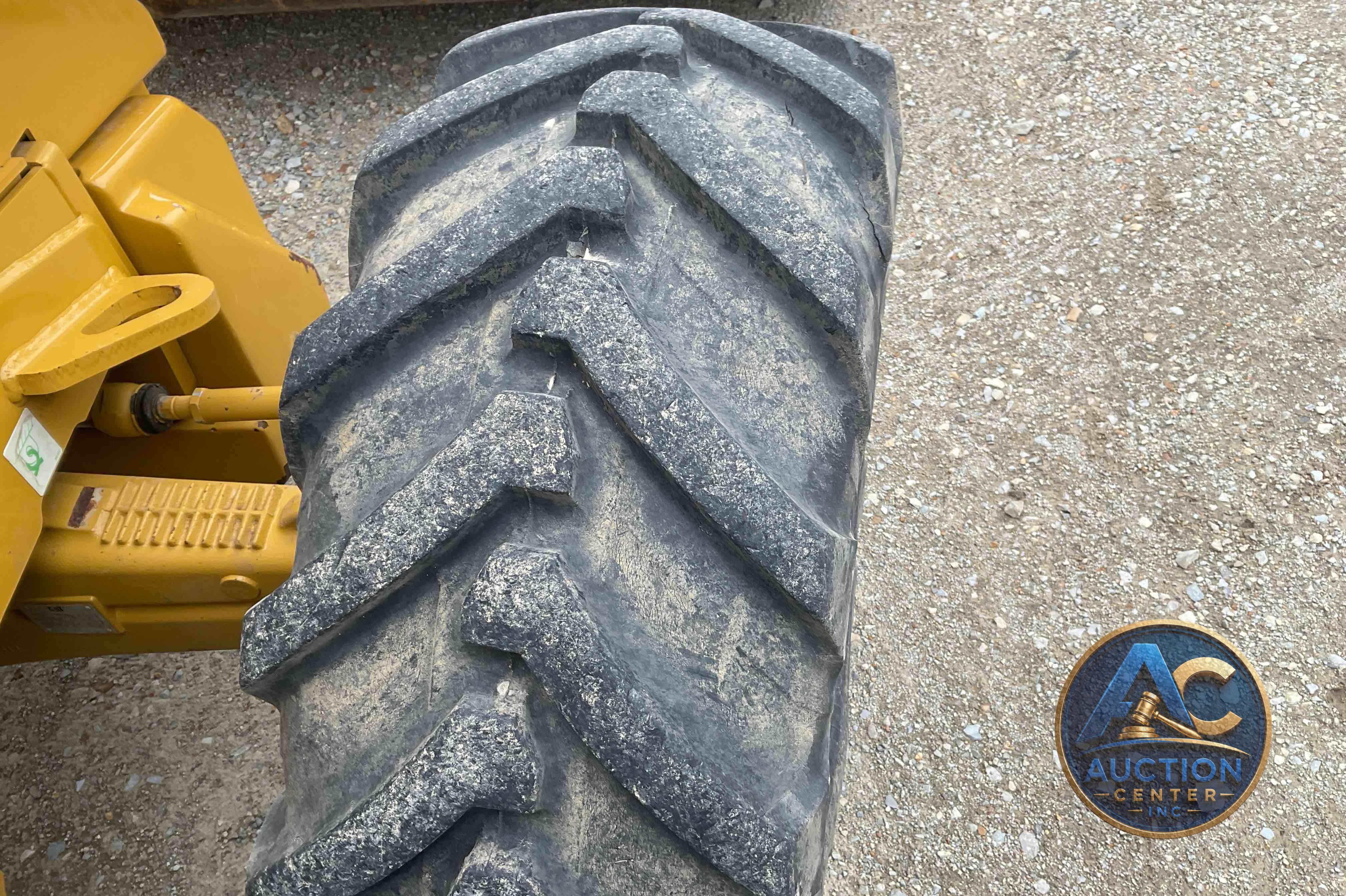 2018 Caterpillar 420F2
