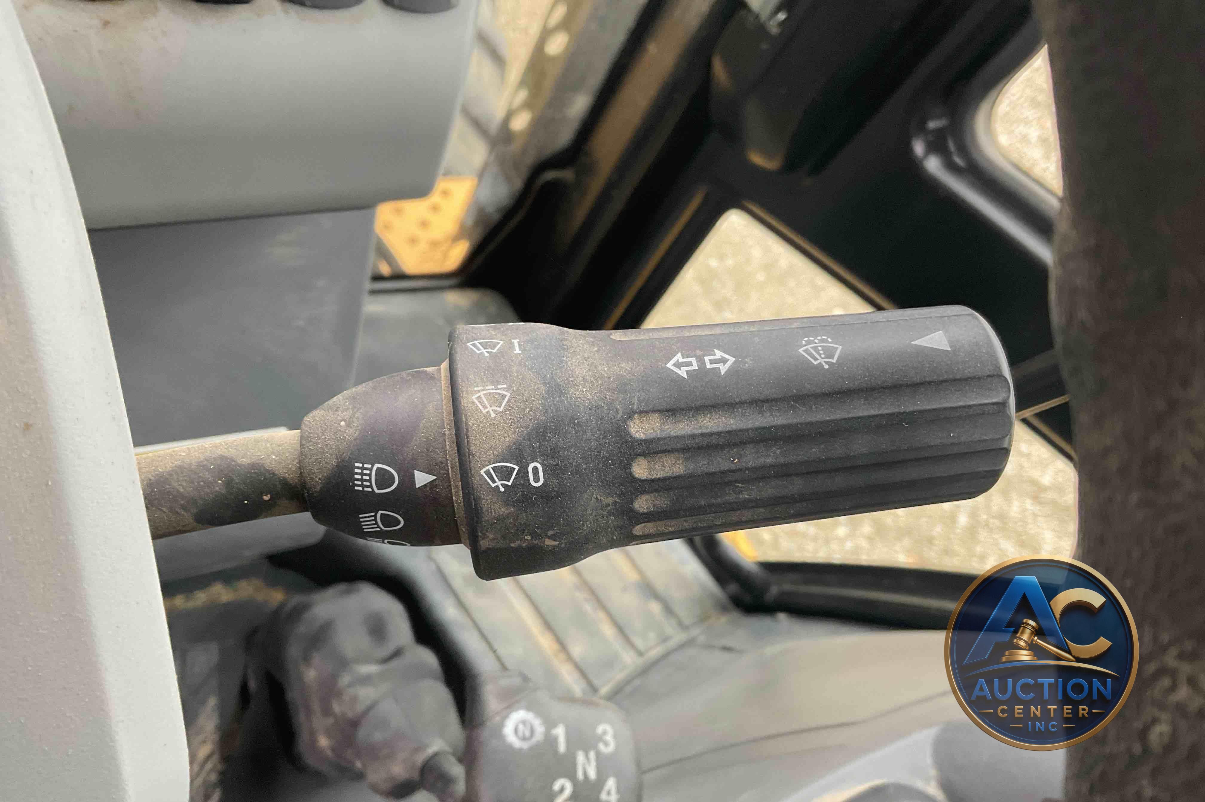 2018 Caterpillar 420F2