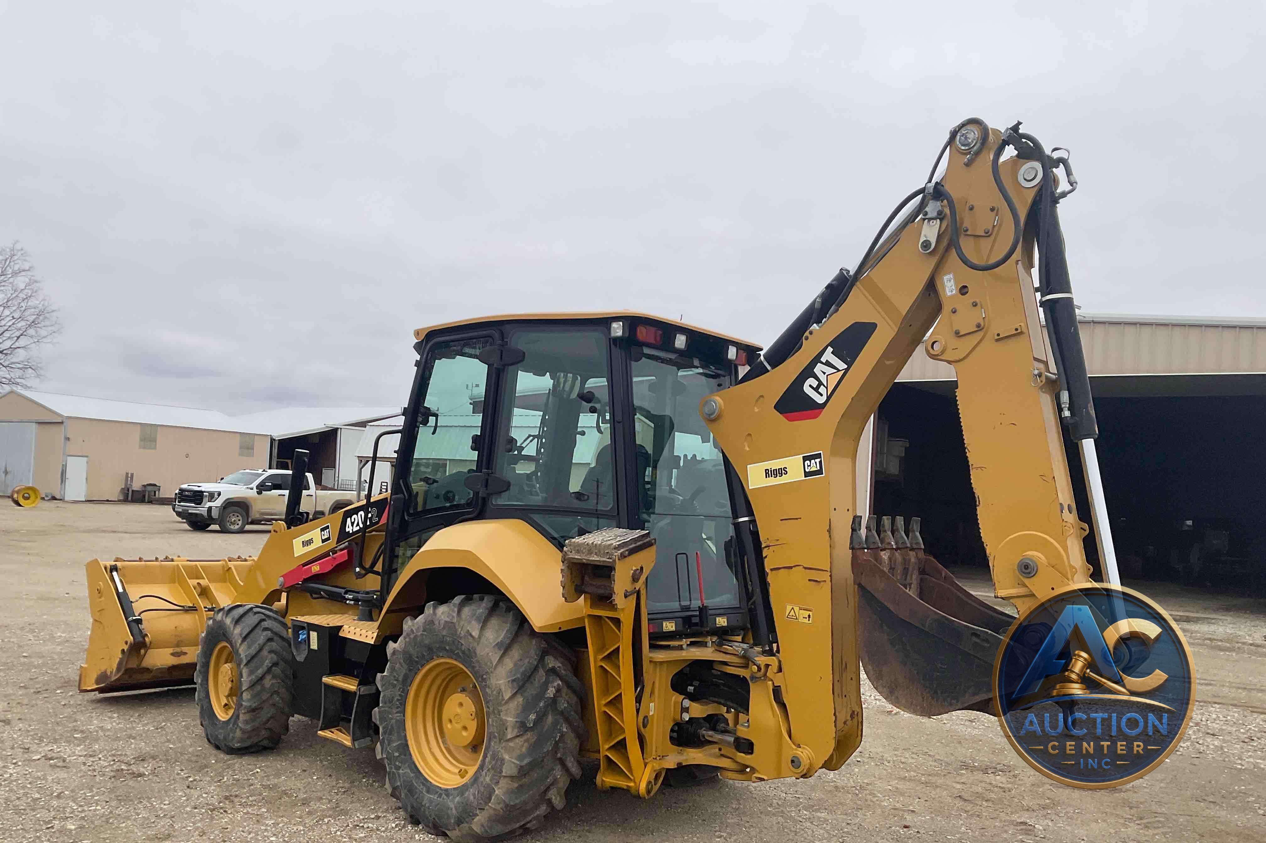 2018 Caterpillar 420F2