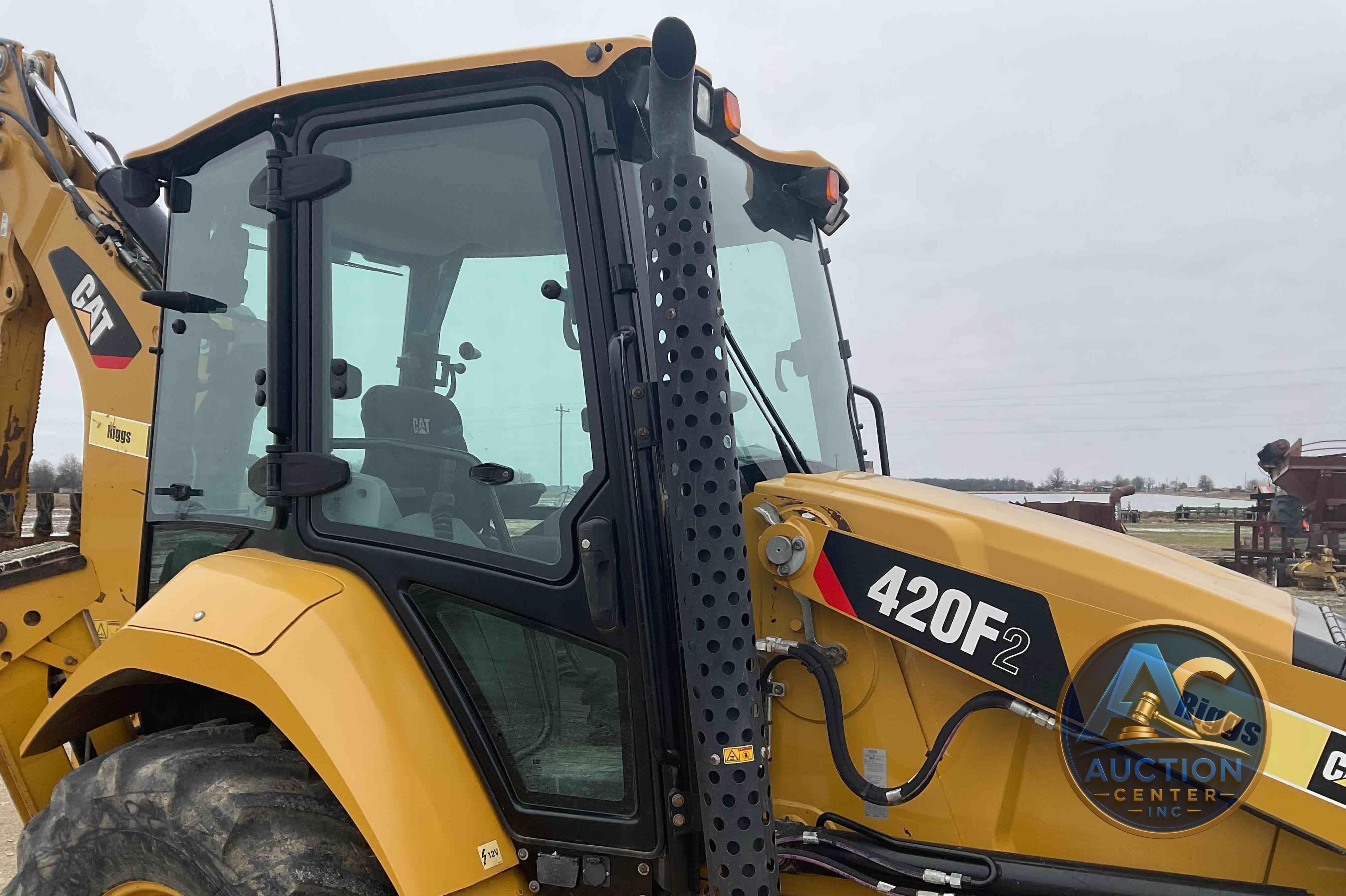 2018 Caterpillar 420F2