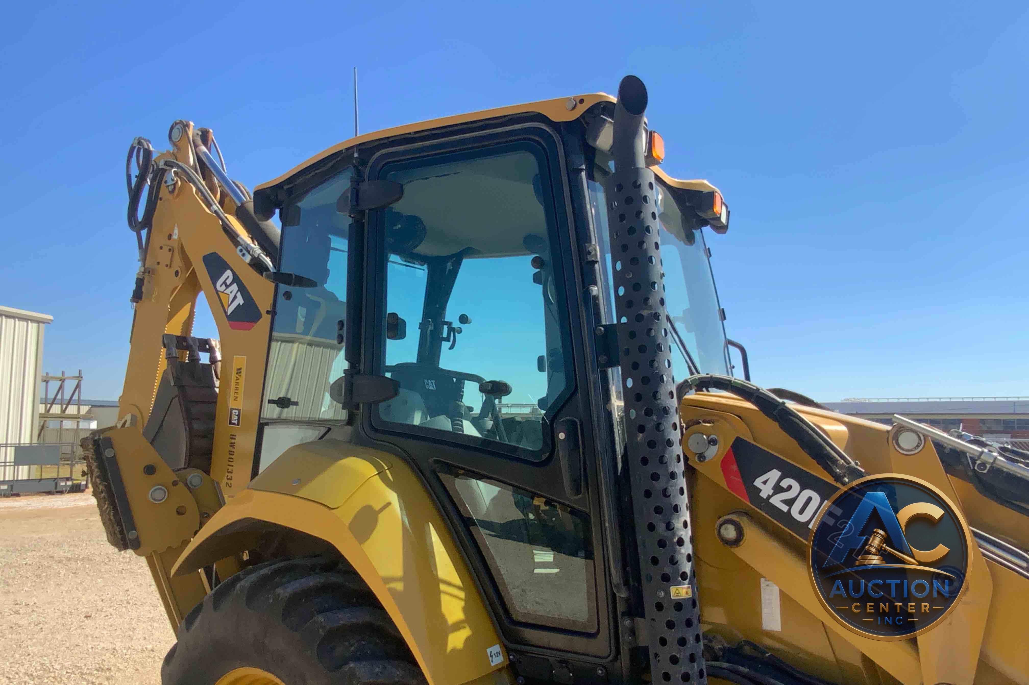 2016 Caterpillar 420F2 IT