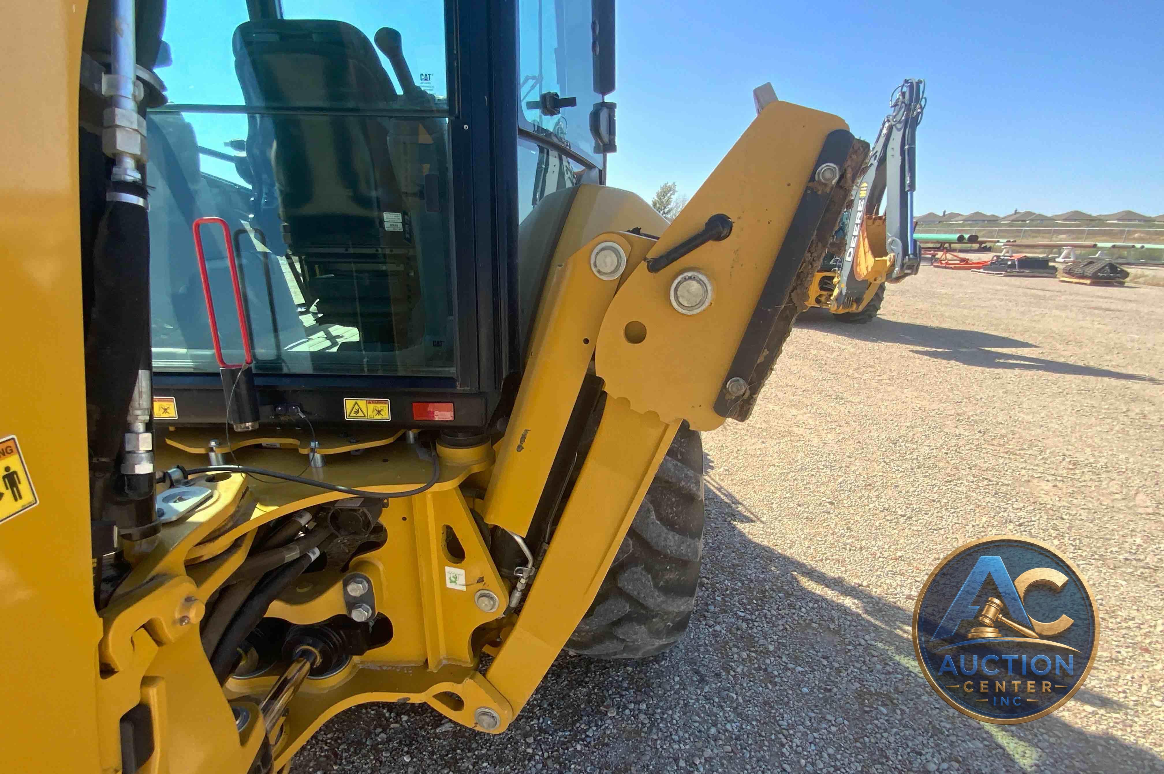 2016 Caterpillar 420F2 IT
