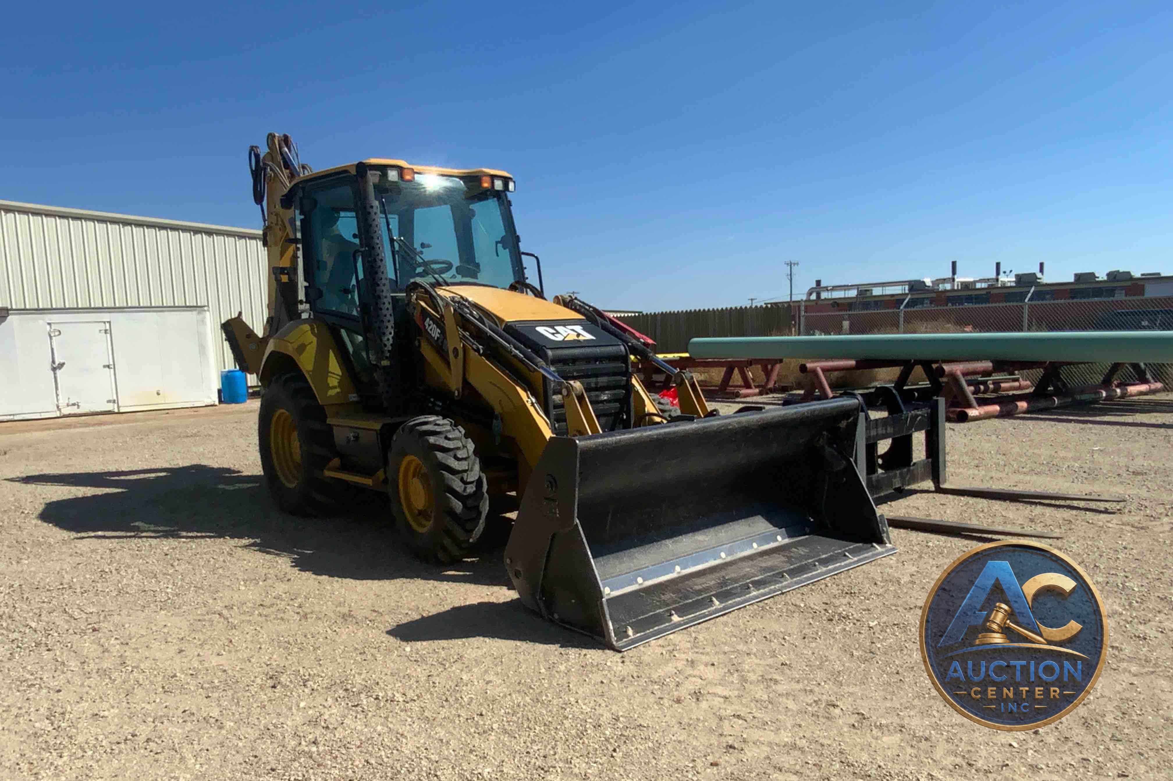 2016 Caterpillar 420F2 IT