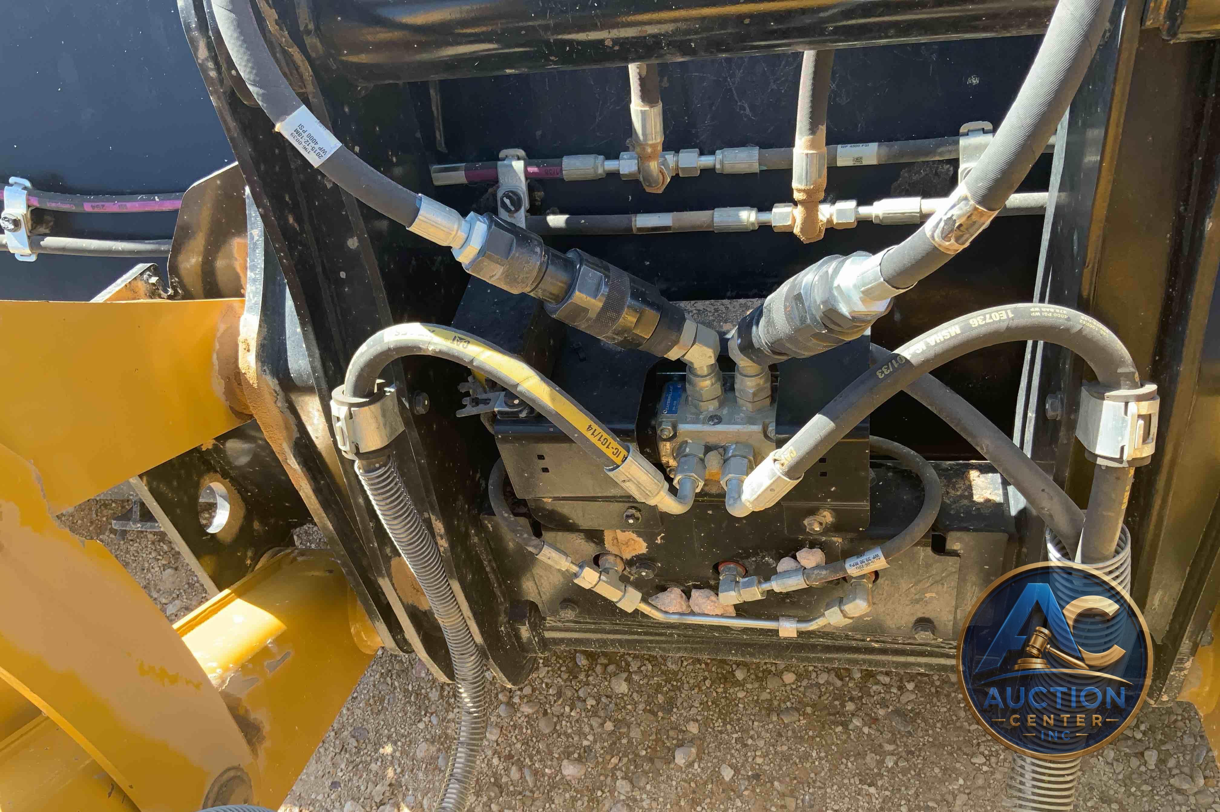 2016 Caterpillar 420F2 IT