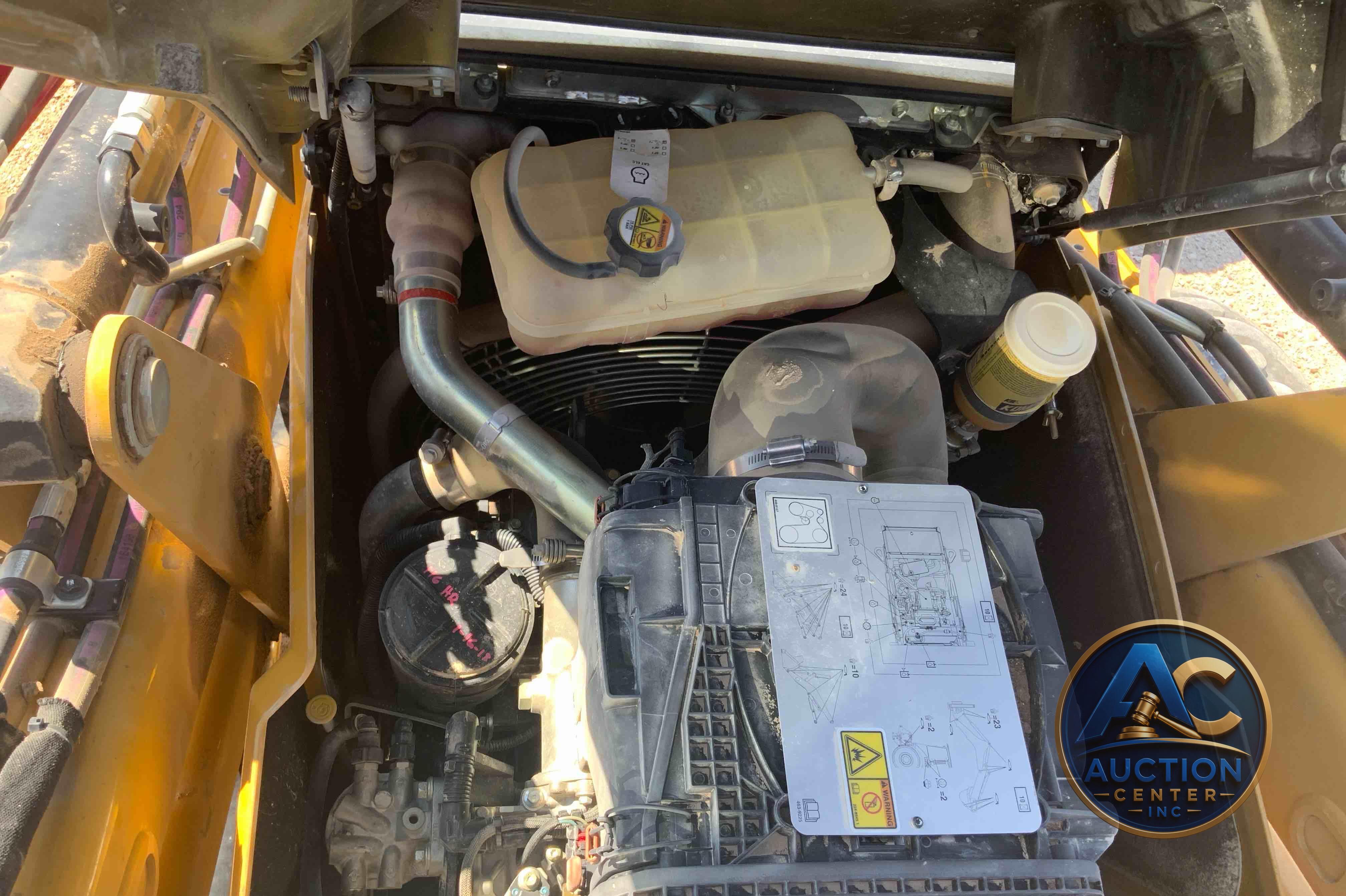 2016 Caterpillar 420F2 IT