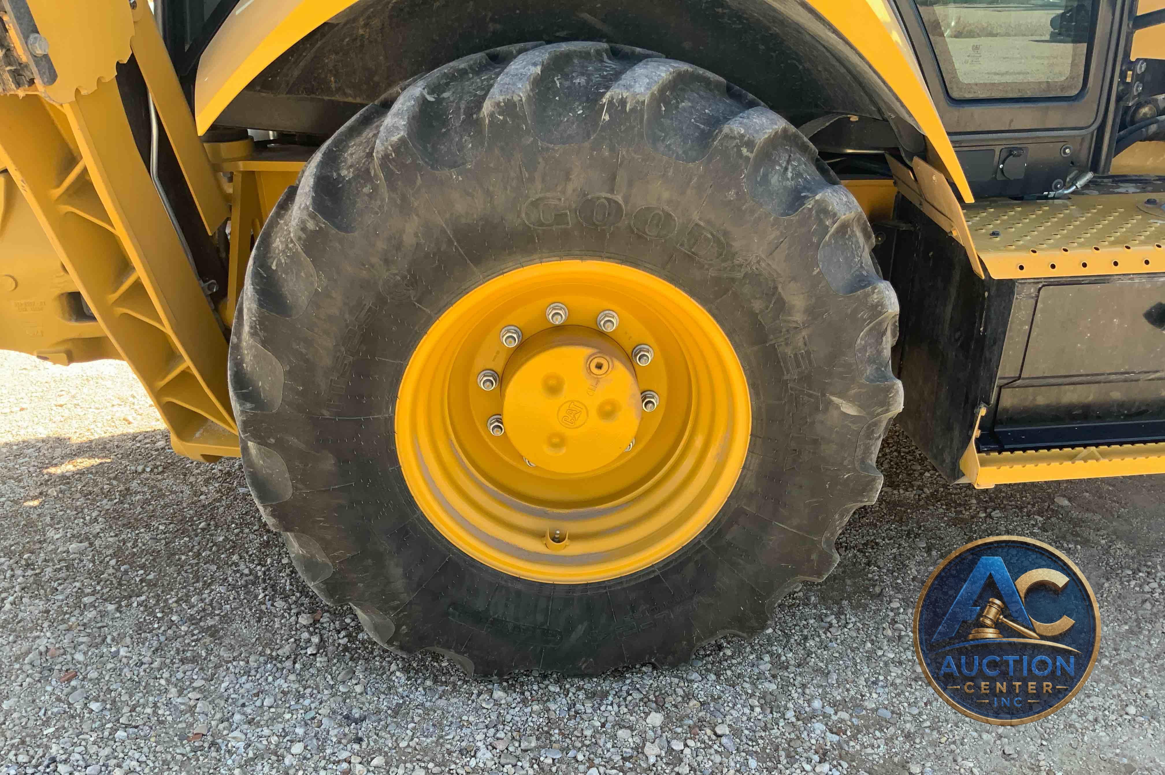2016 Caterpillar 420F2 IT