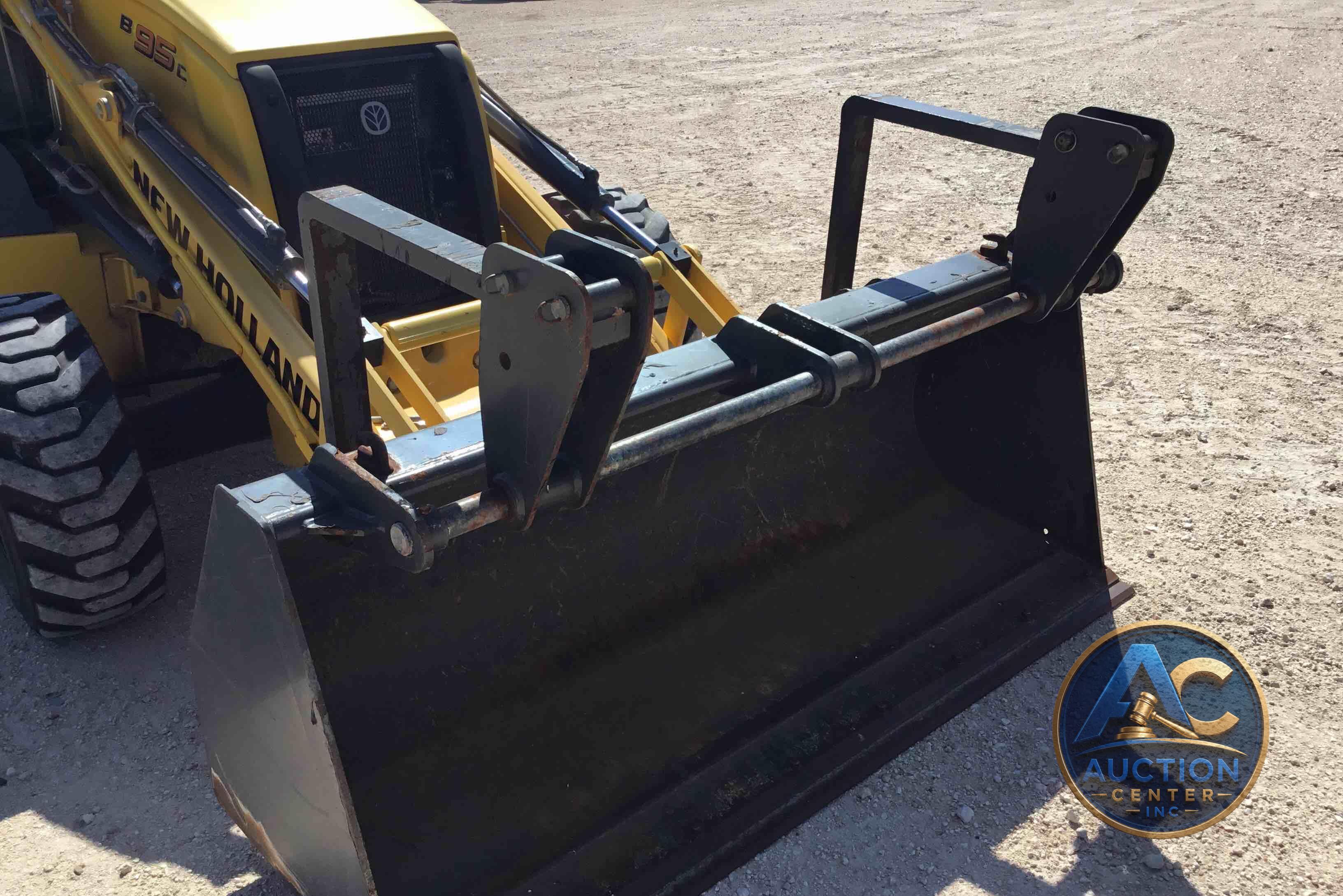 2020 New Holland B95C