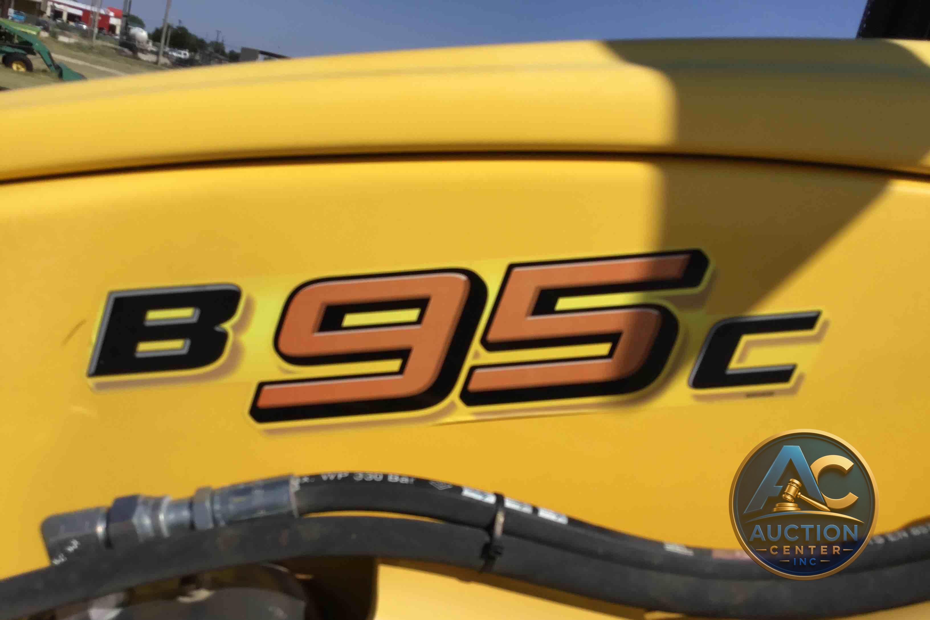 2020 New Holland B95C