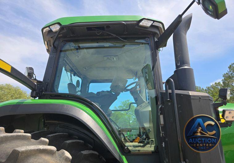 2021 John Deere 8R340