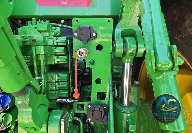 2022 John Deere 8R410 MFWD