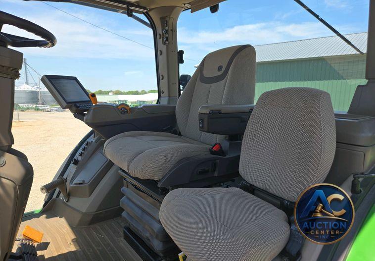 2022 John Deere 8R410 MFWD