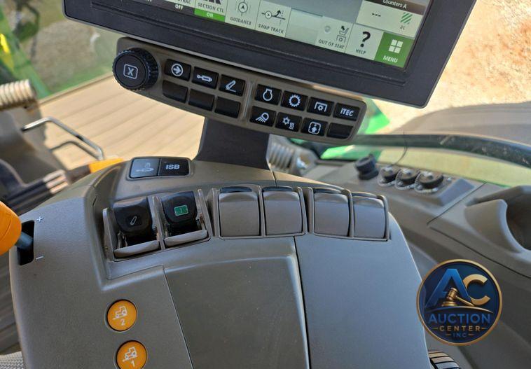 2022 John Deere 8R410 MFWD