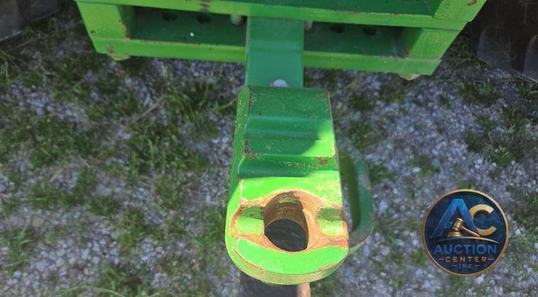 2012 John Deere 8285R MFWD tractor