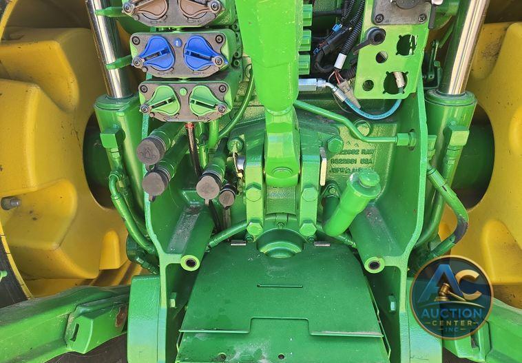 2012 John Deere 8285R MFWD tractor