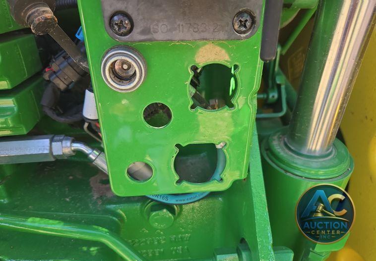 2012 John Deere 8285R MFWD tractor