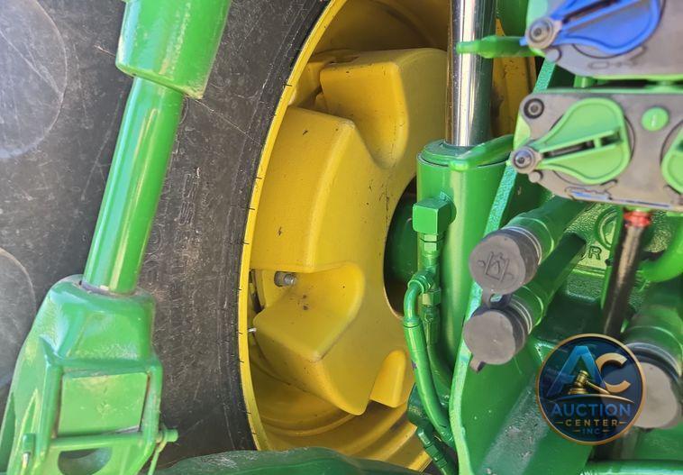 2012 John Deere 8285R MFWD tractor