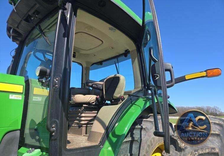 2012 John Deere 8285R MFWD tractor