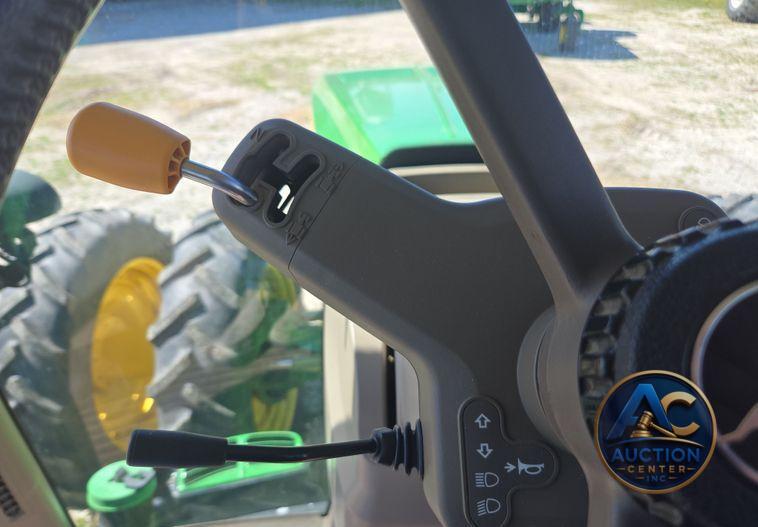 2012 John Deere 8285R MFWD tractor