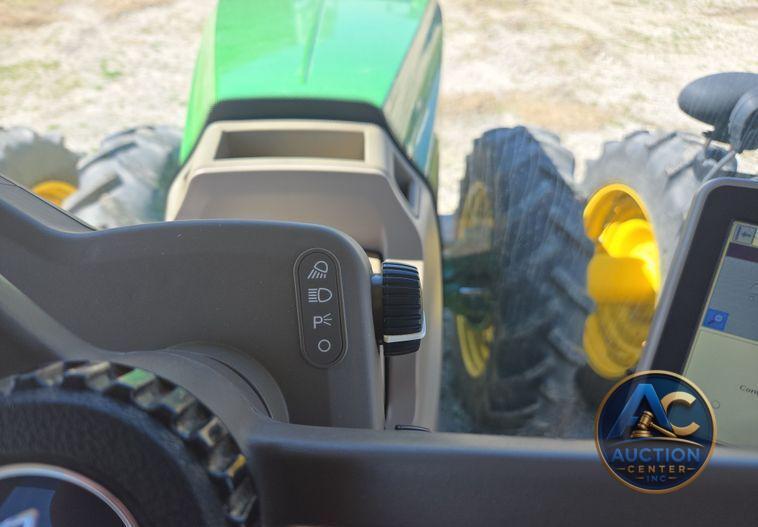 2012 John Deere 8285R MFWD tractor