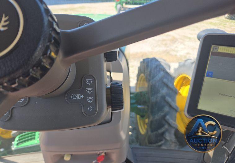 2012 John Deere 8285R MFWD tractor