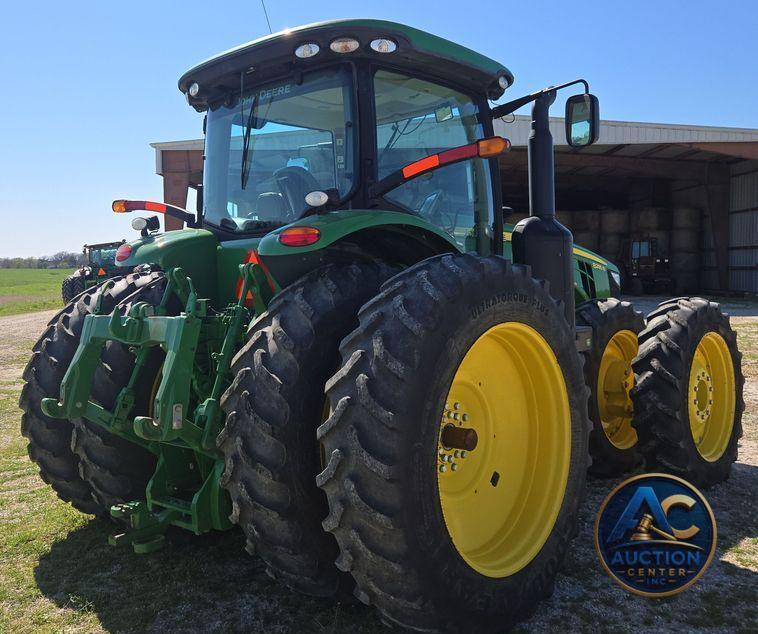 2012 John Deere 8285R MFWD tractor