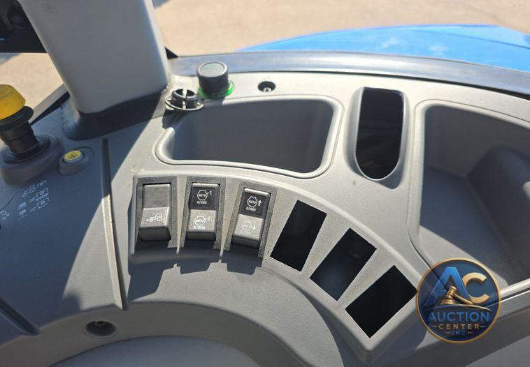 2019 New Holland Powerstar 100 MFWD tractor