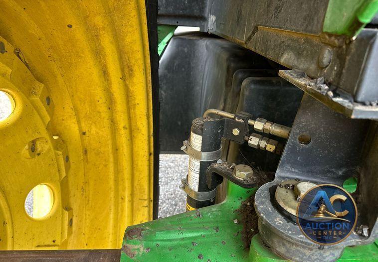2010 John Deere 7330 MFWD tractor
